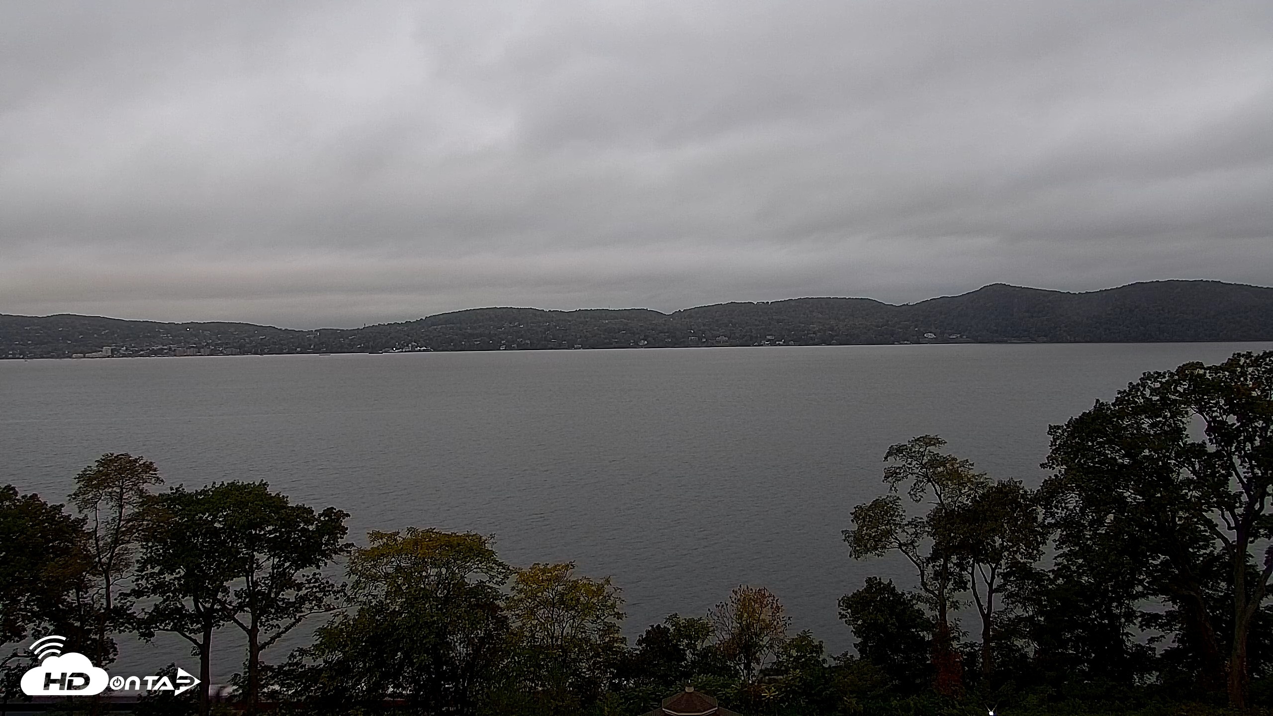 Snapshot of Hudson River Live Webcam taken Oct 16, 2026, 7:43am EDT