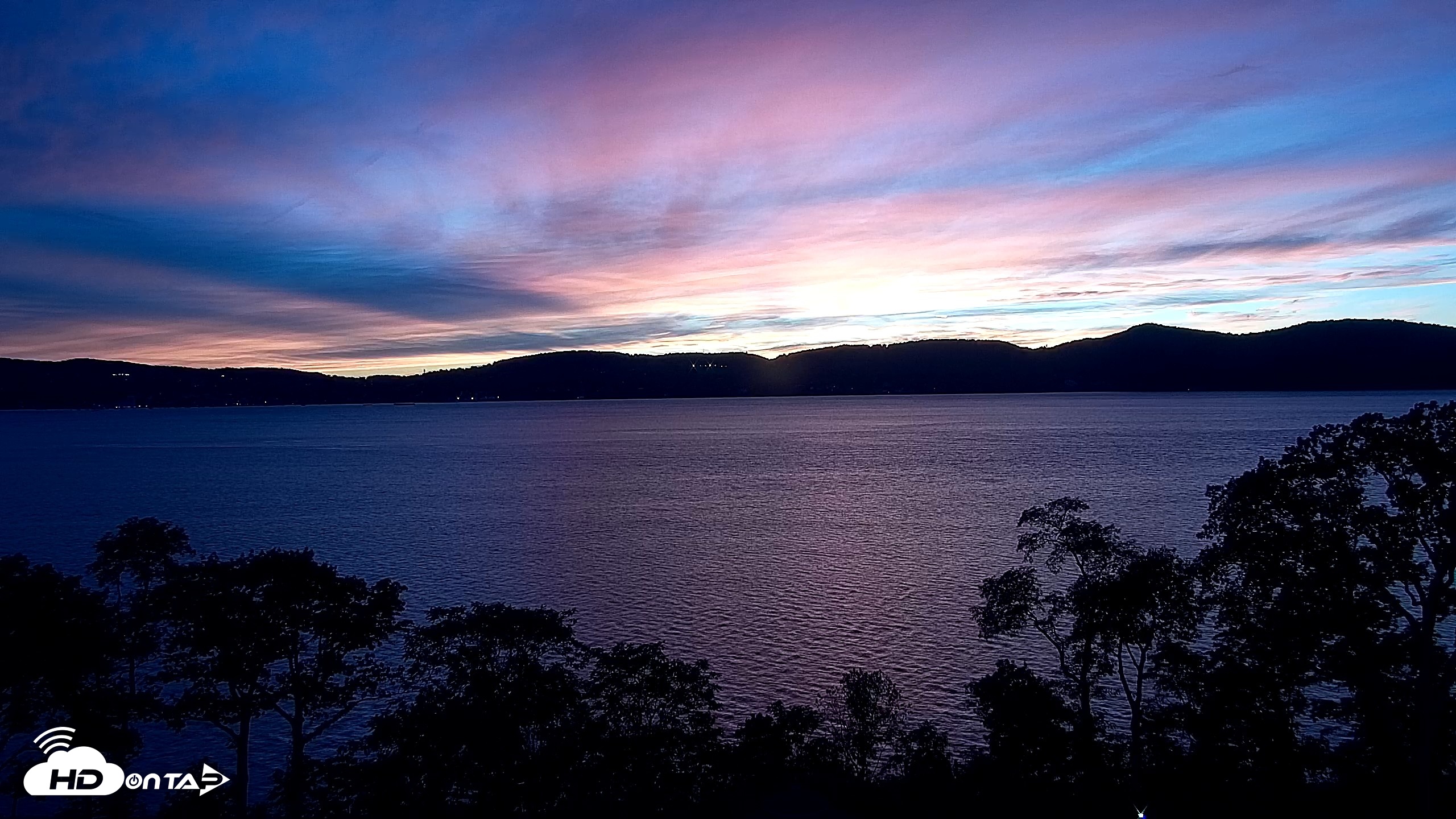 Snapshot of Hudson River Live Webcam taken Sep 24, 2026, 7:04pm EDT