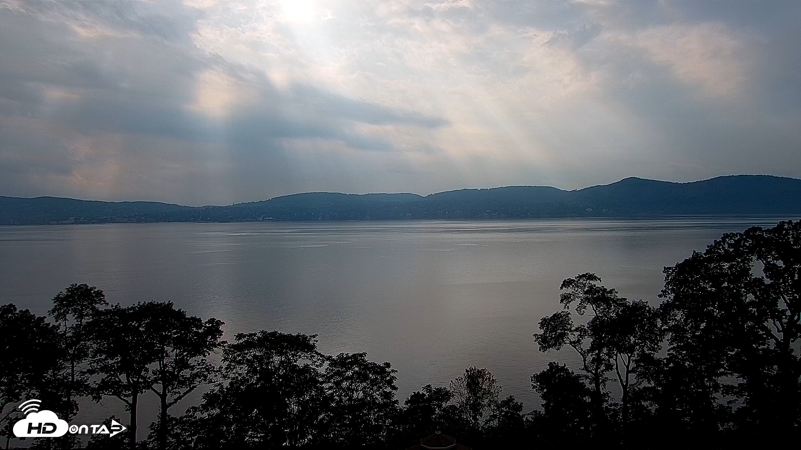 Snapshot of Hudson River Live Webcam taken Sep 1, 2026, 4:34pm EDT