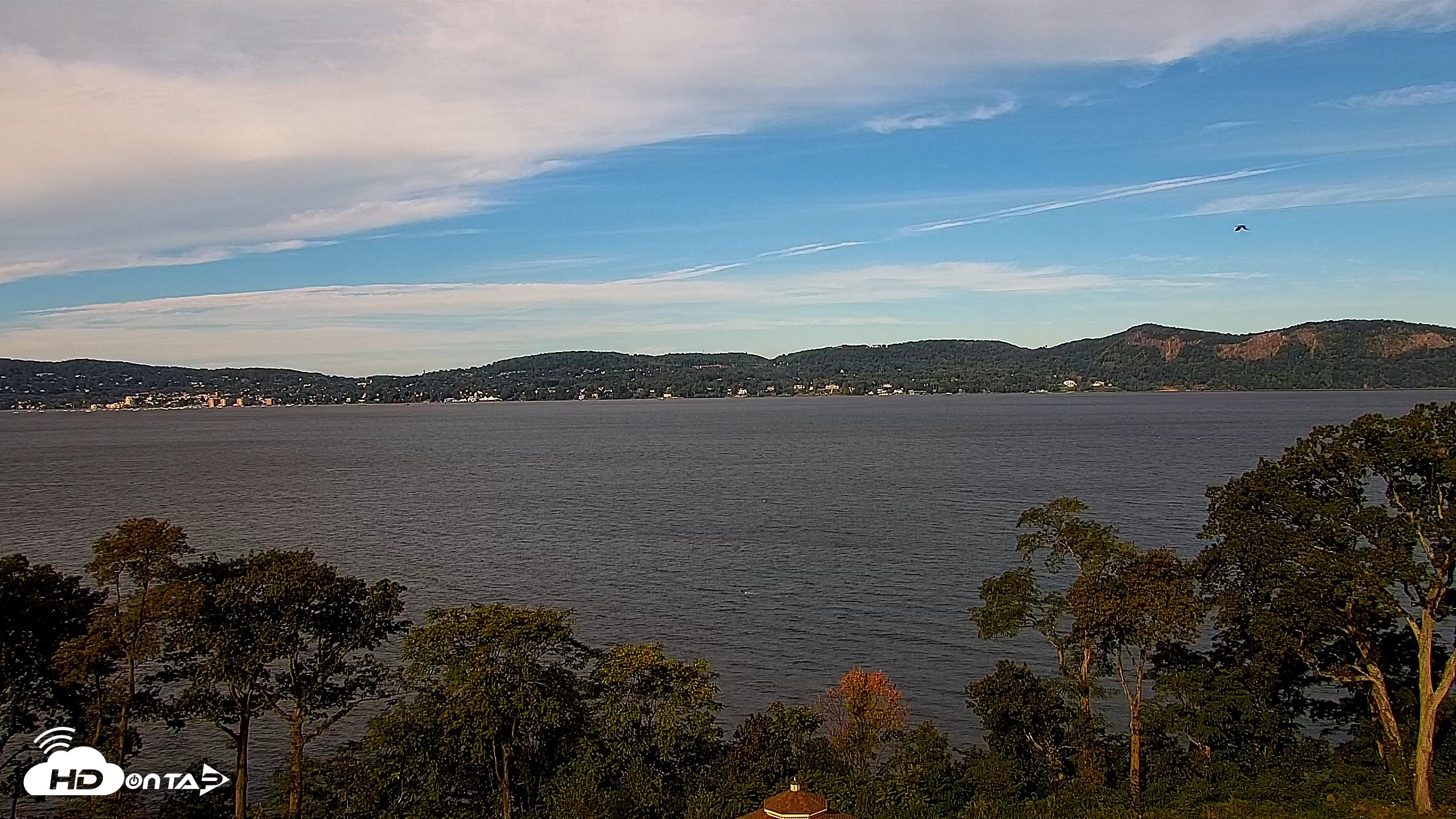 Snapshot of Hudson River Live Webcam taken Sep 25, 2026, 9:19am EDT
