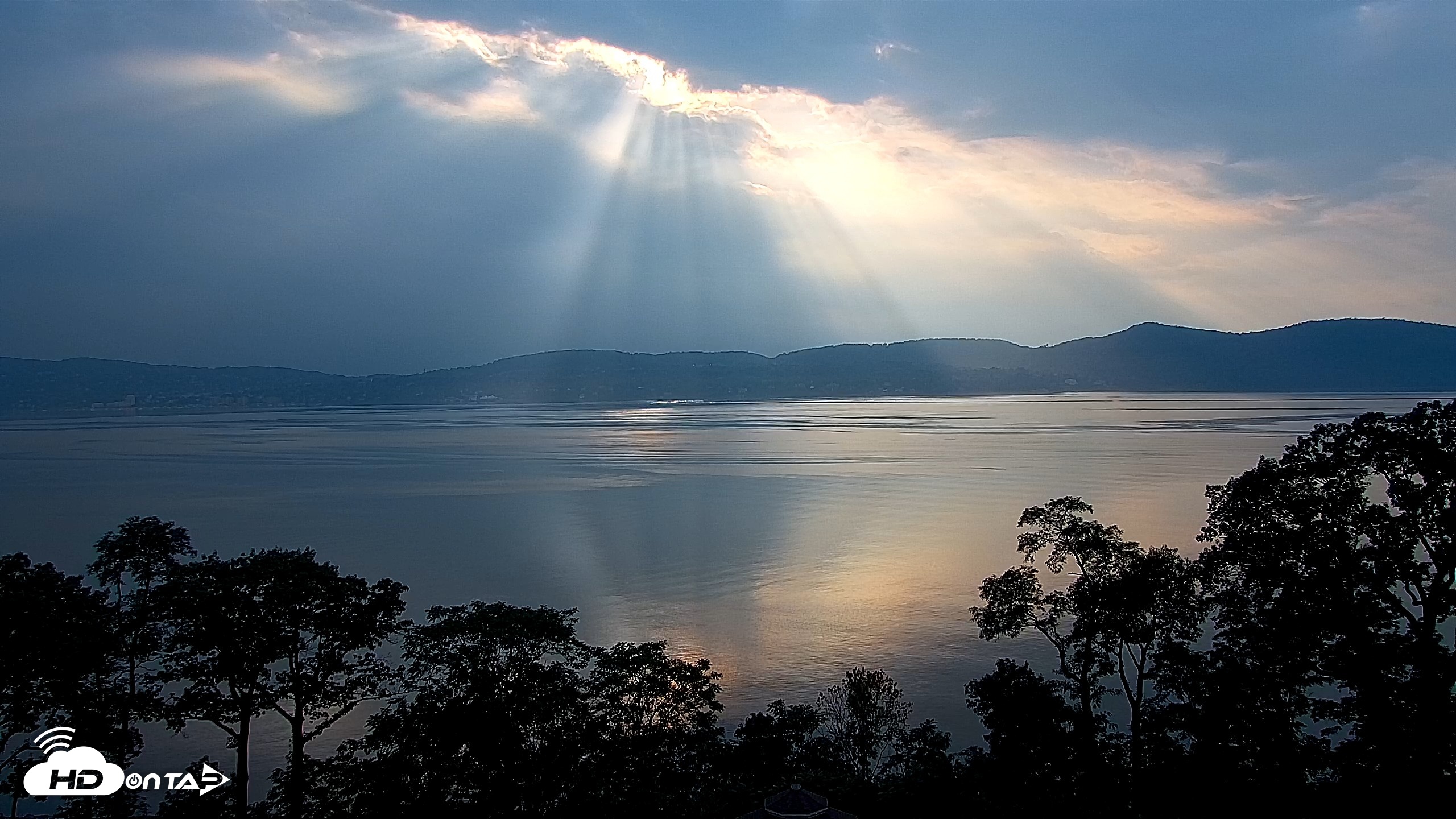 Snapshot of Hudson River Live Webcam taken Sep 1, 2026, 5:53pm EDT