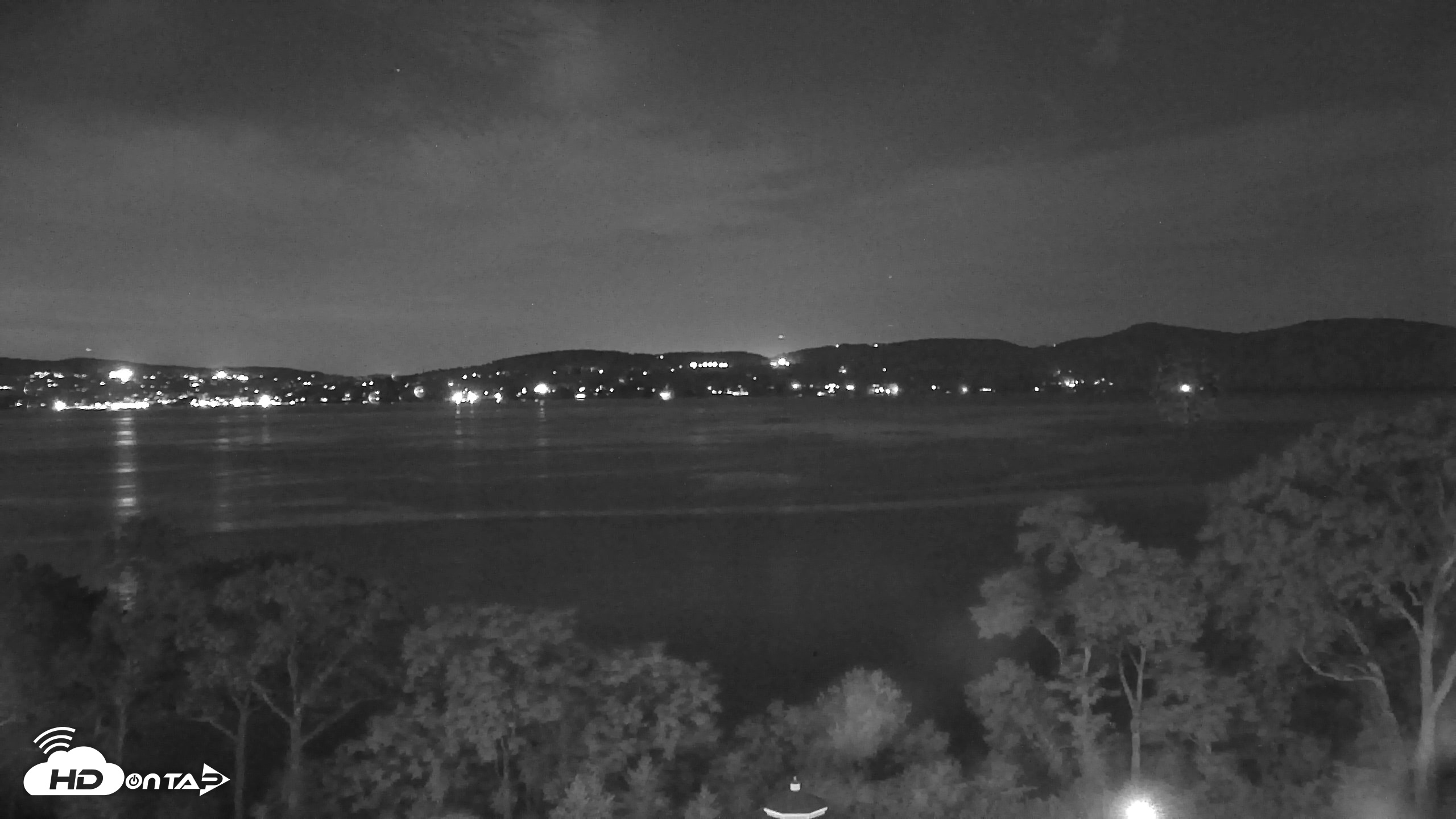 Snapshot of Hudson River Live Webcam taken Aug 26, 2026, 9:21pm EDT
