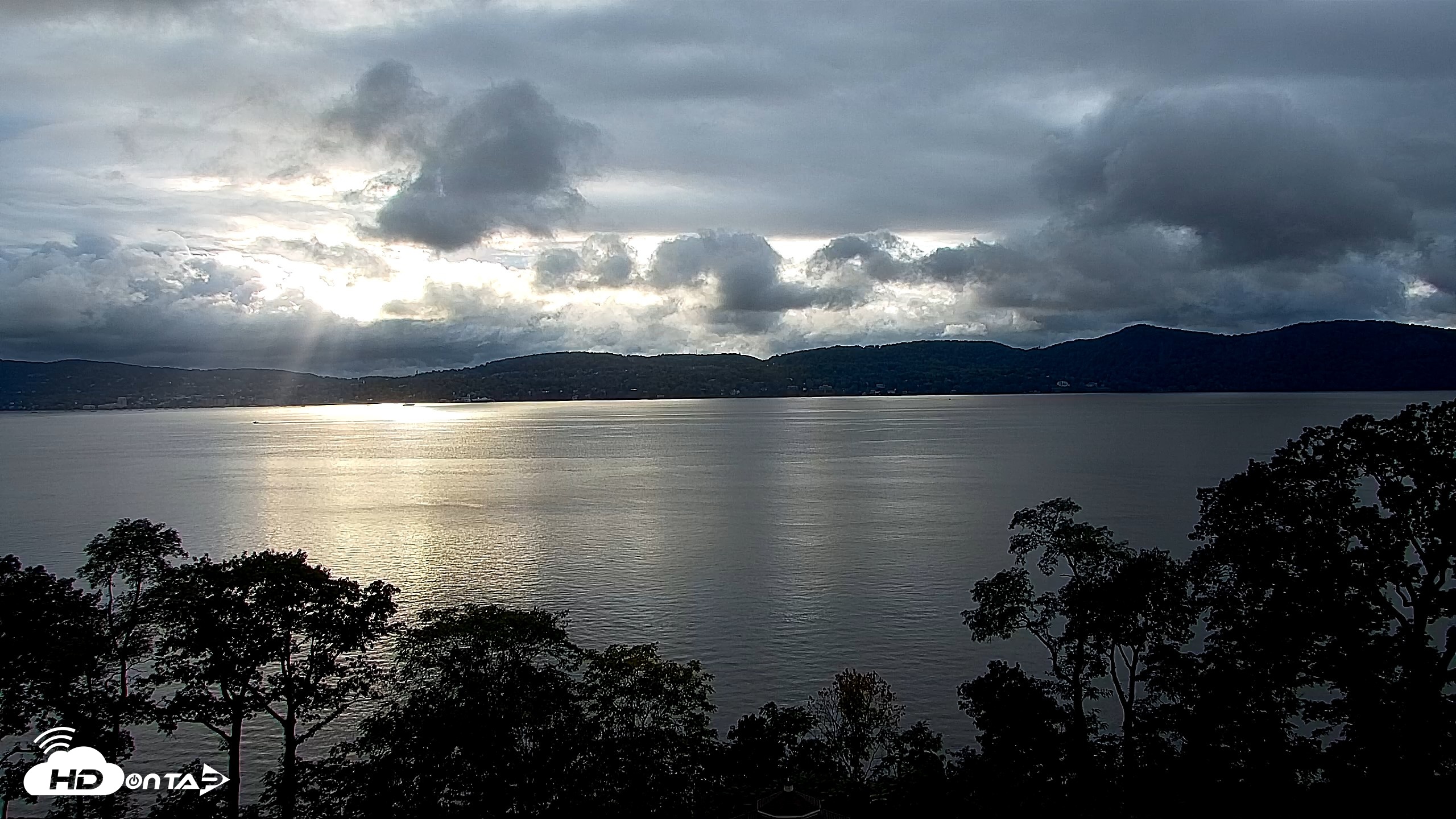 Snapshot of Hudson River Live Webcam taken Oct 4, 2026, 5:30pm EDT