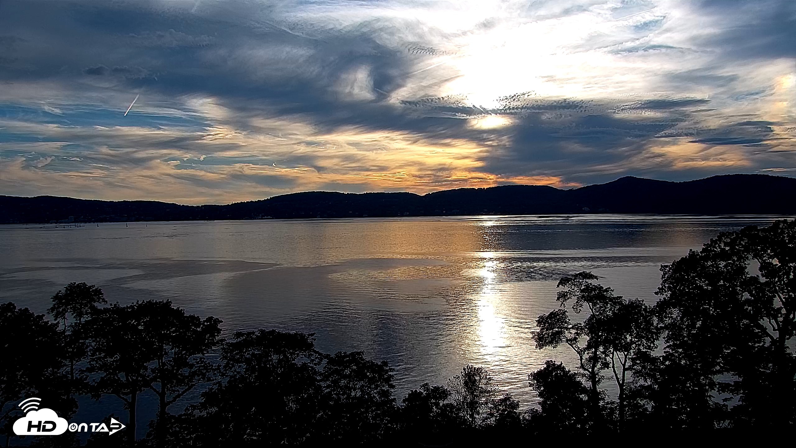 Snapshot of Hudson River Live Webcam taken Aug 26, 2026, 6:45pm EDT