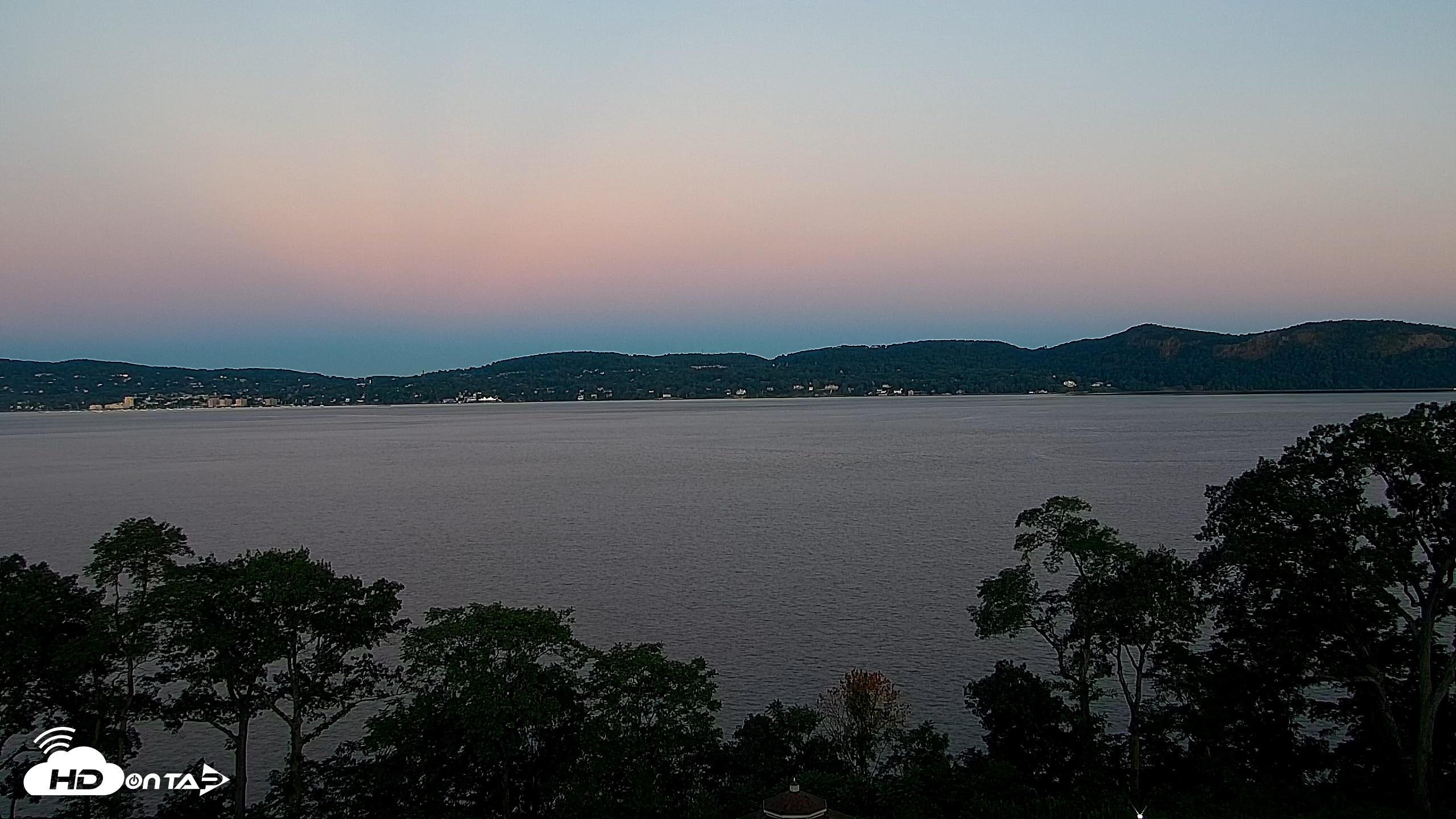Snapshot of Hudson River Live Webcam taken Aug 25, 2026, 6:10am EDT