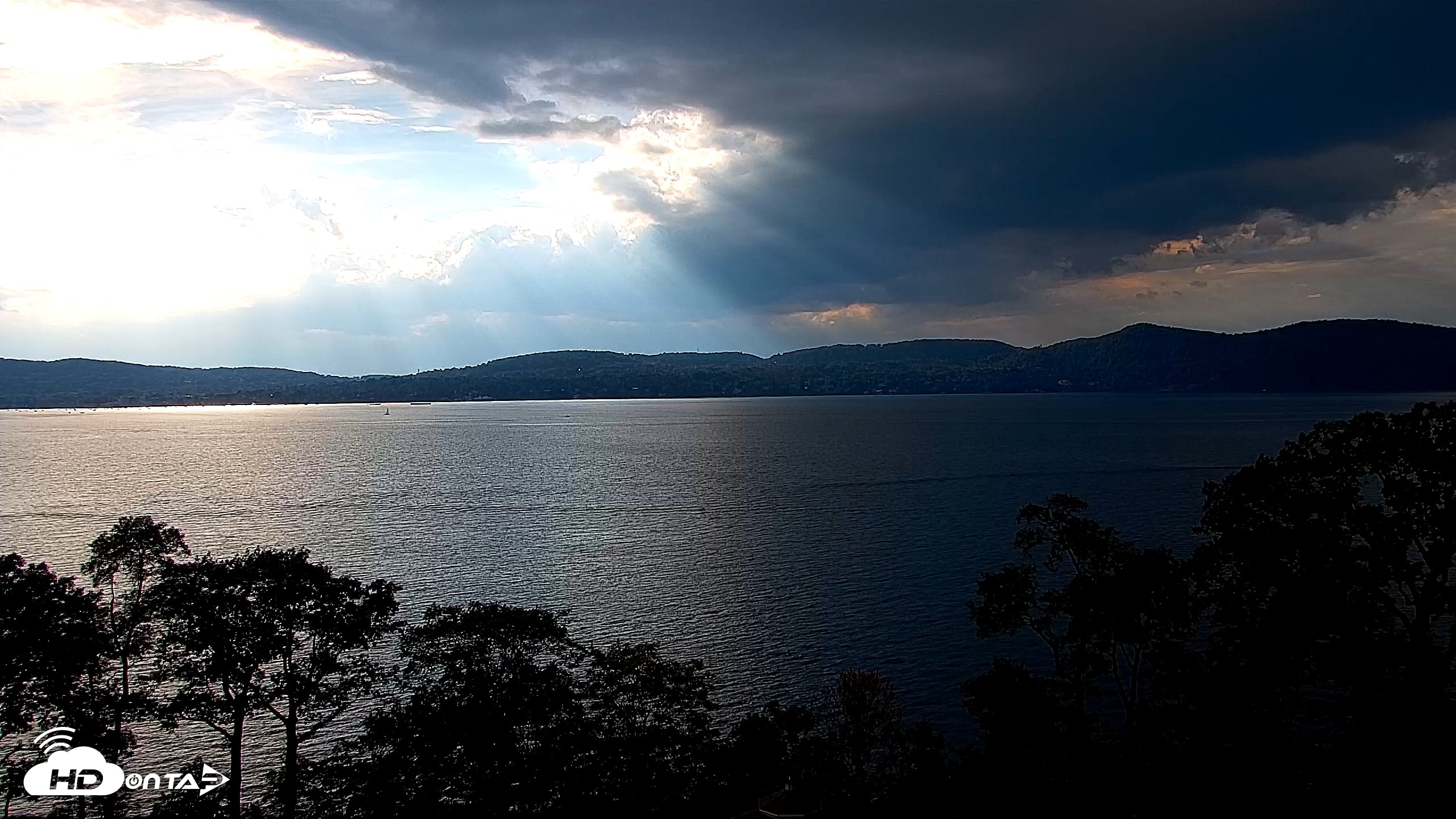Snapshot of Hudson River Live Webcam taken Oct 2, 2026, 4:42pm EDT
