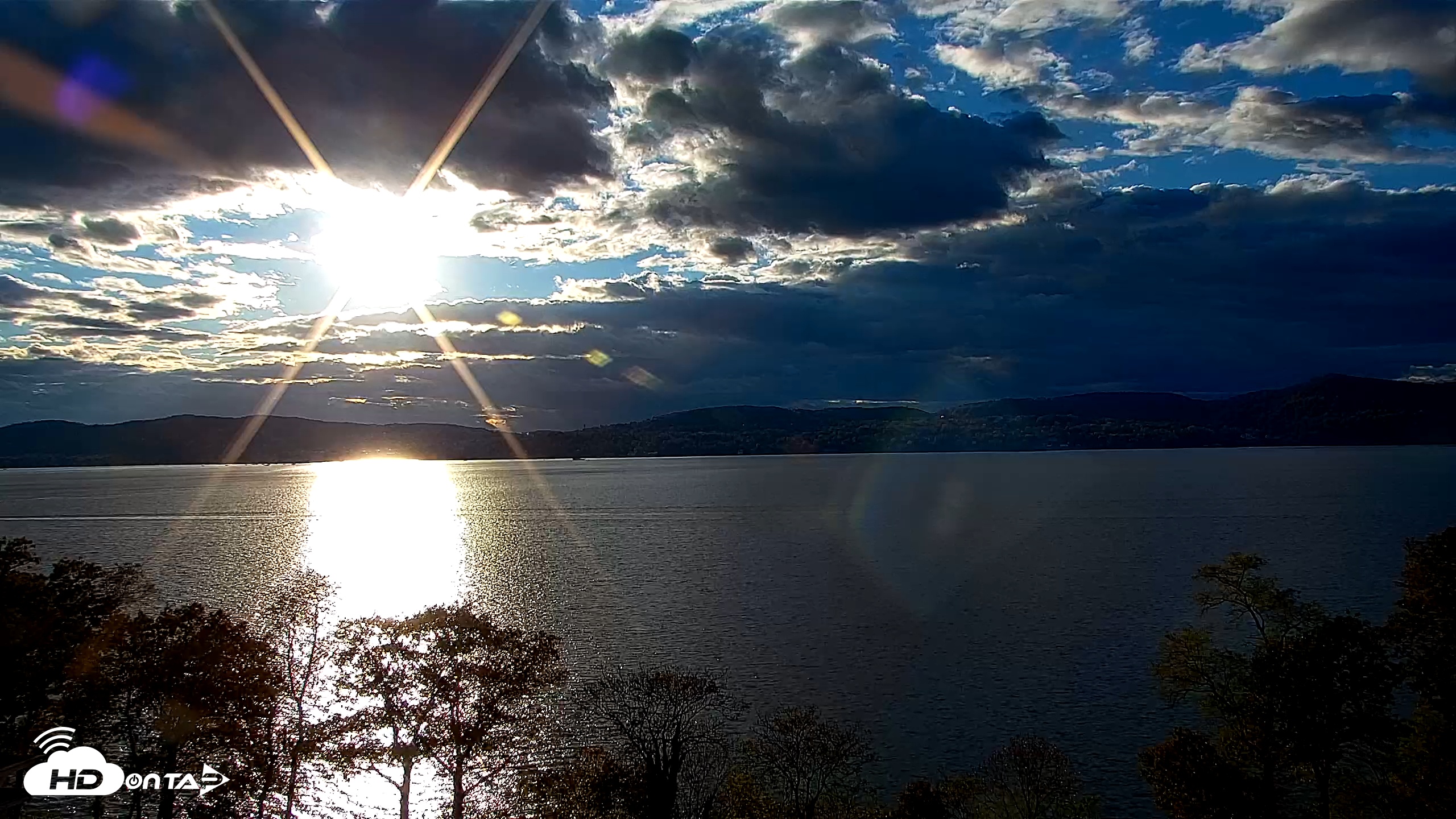 Snapshot of Hudson River Live Webcam taken Oct 24, 2025, 5:08pm EDT