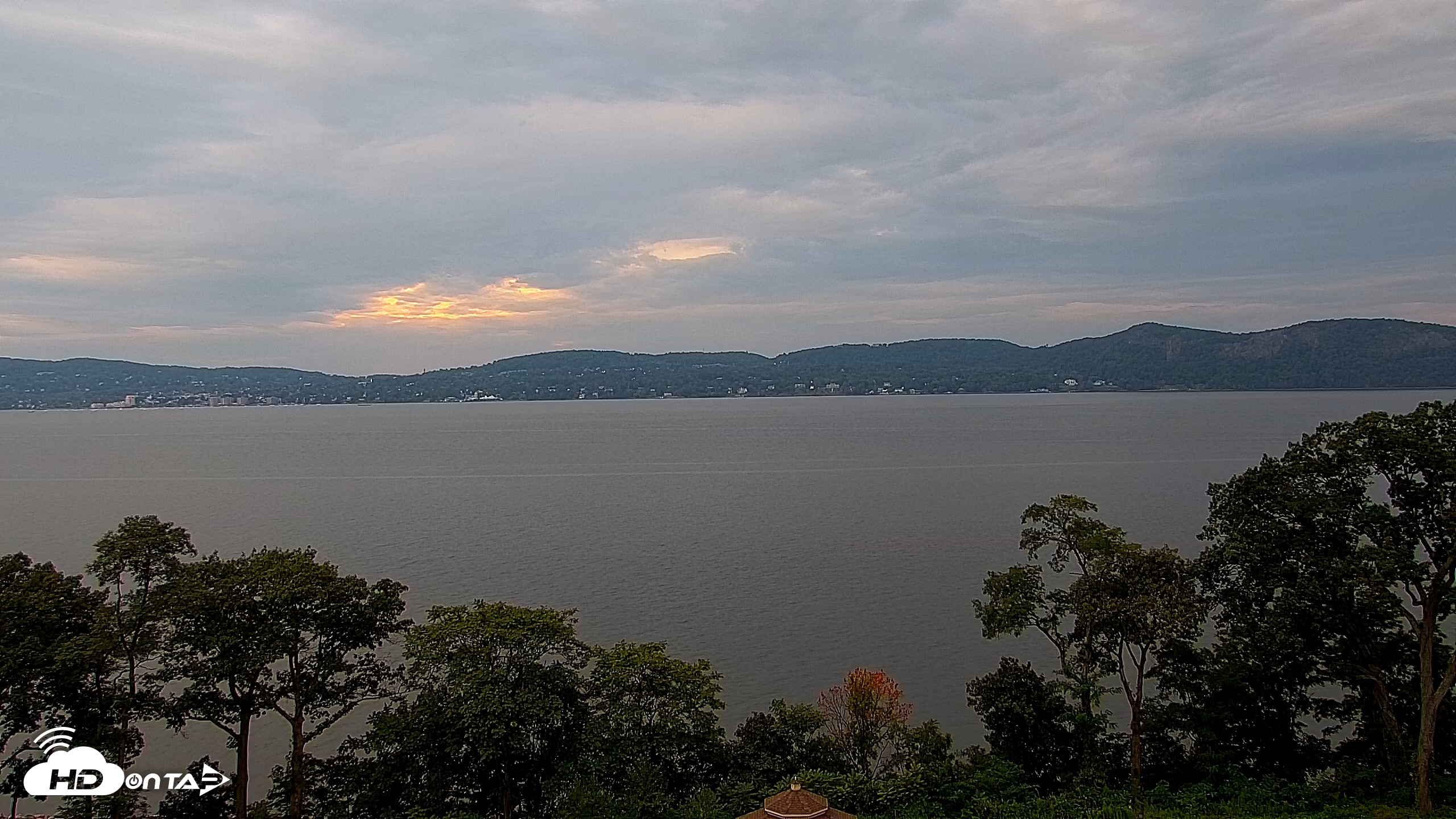 Snapshot of Hudson River Live Webcam taken Aug 30, 2026, 6:04pm EDT