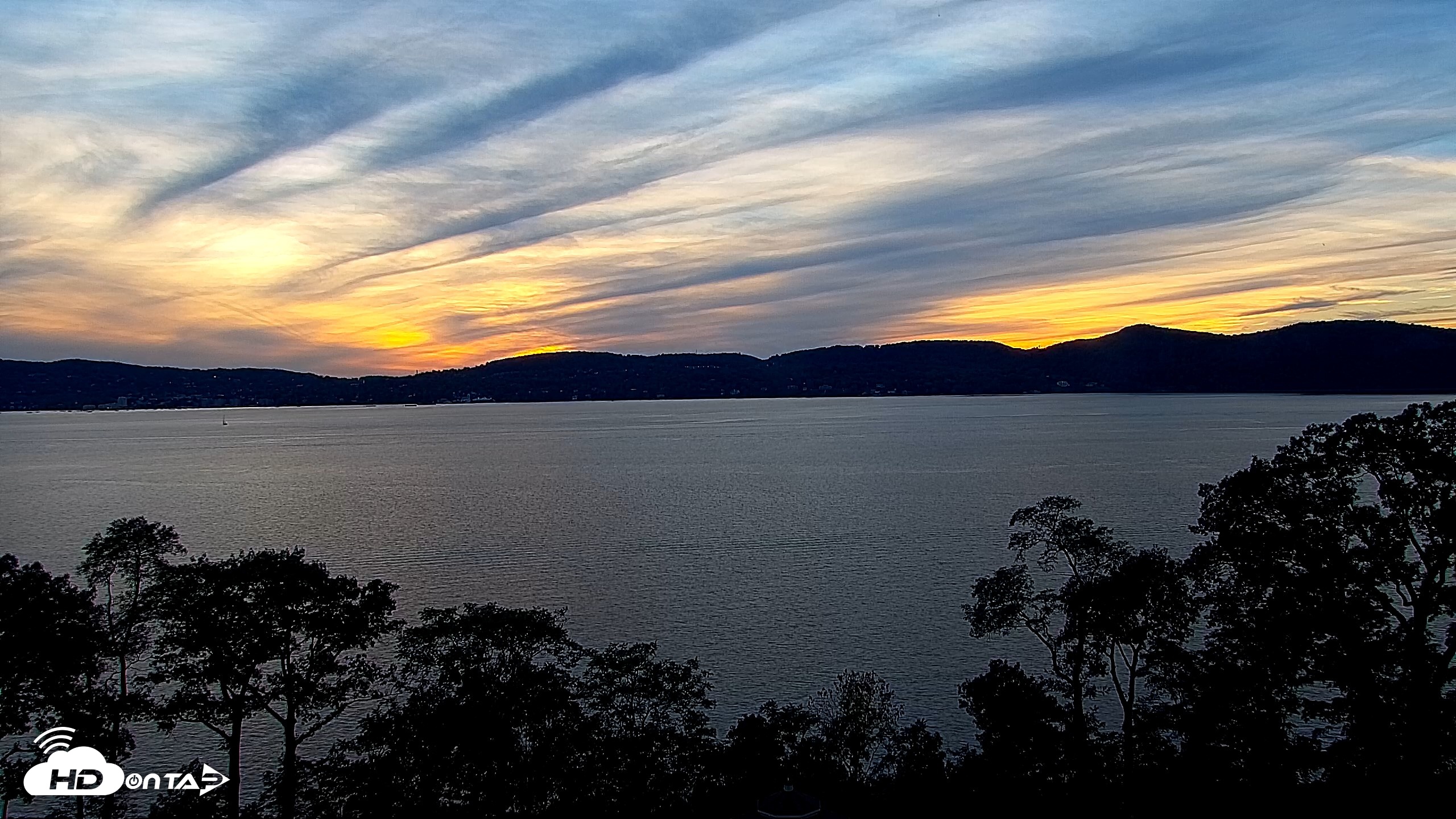Snapshot of Hudson River Live Webcam taken Oct 9, 2026, 6:17pm EDT