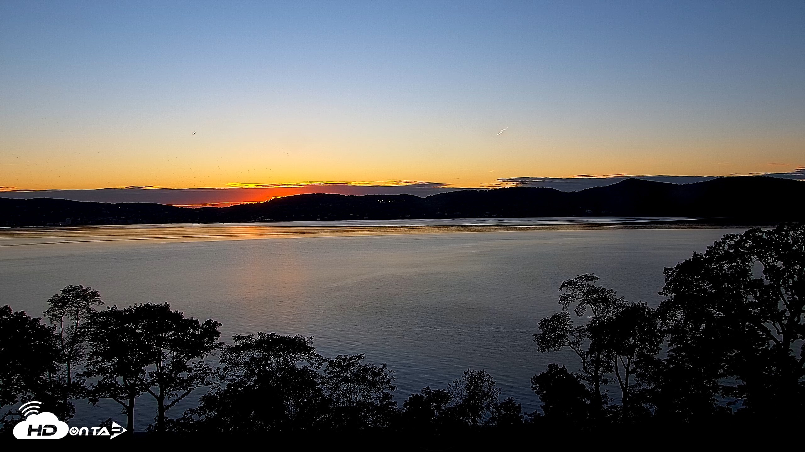 Snapshot of Hudson River Live Webcam taken Oct 15, 2026, 6:13pm EDT