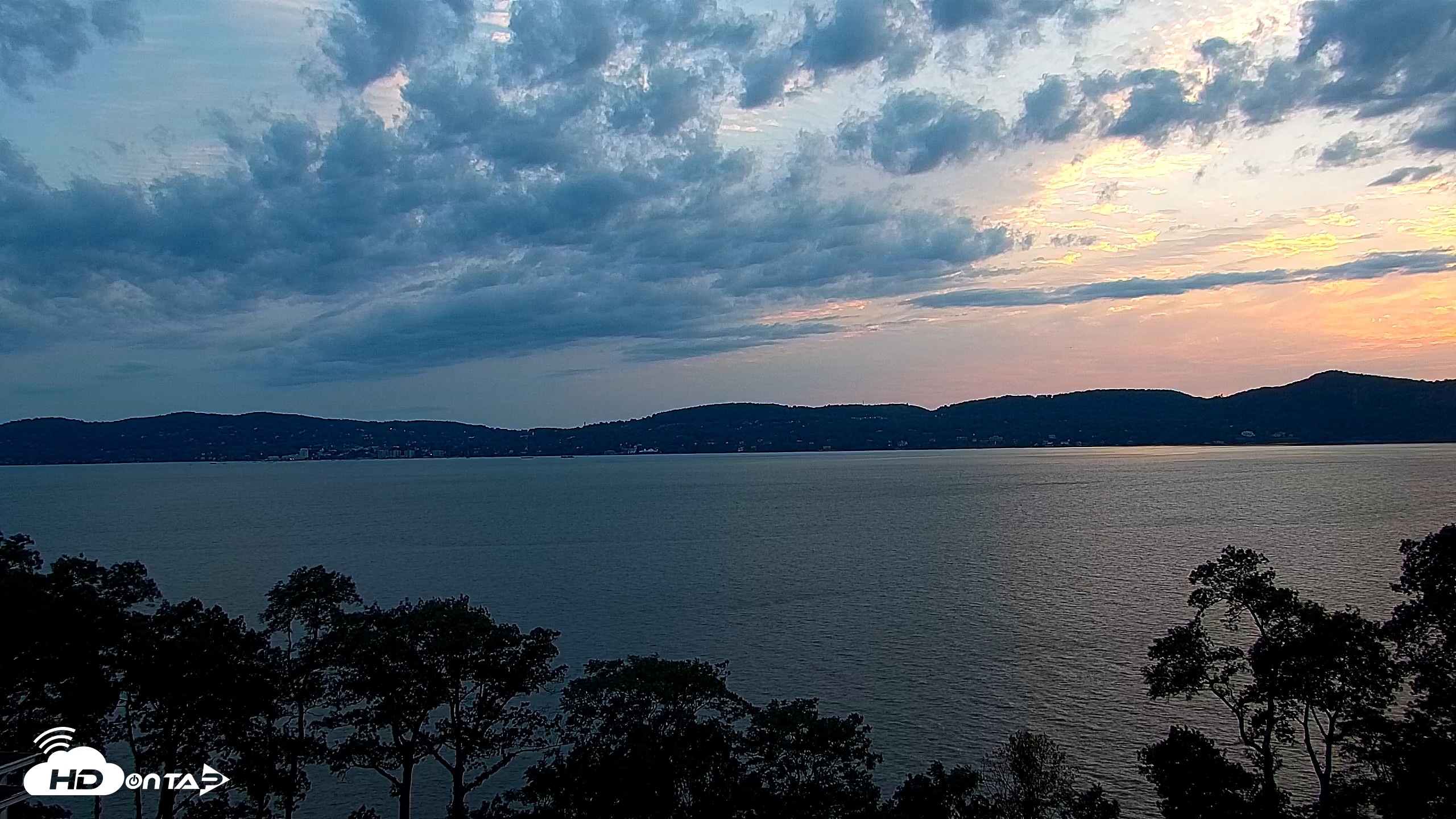 Snapshot of Hudson River Live Webcam taken Jul 22, 2026, 8:10pm EDT