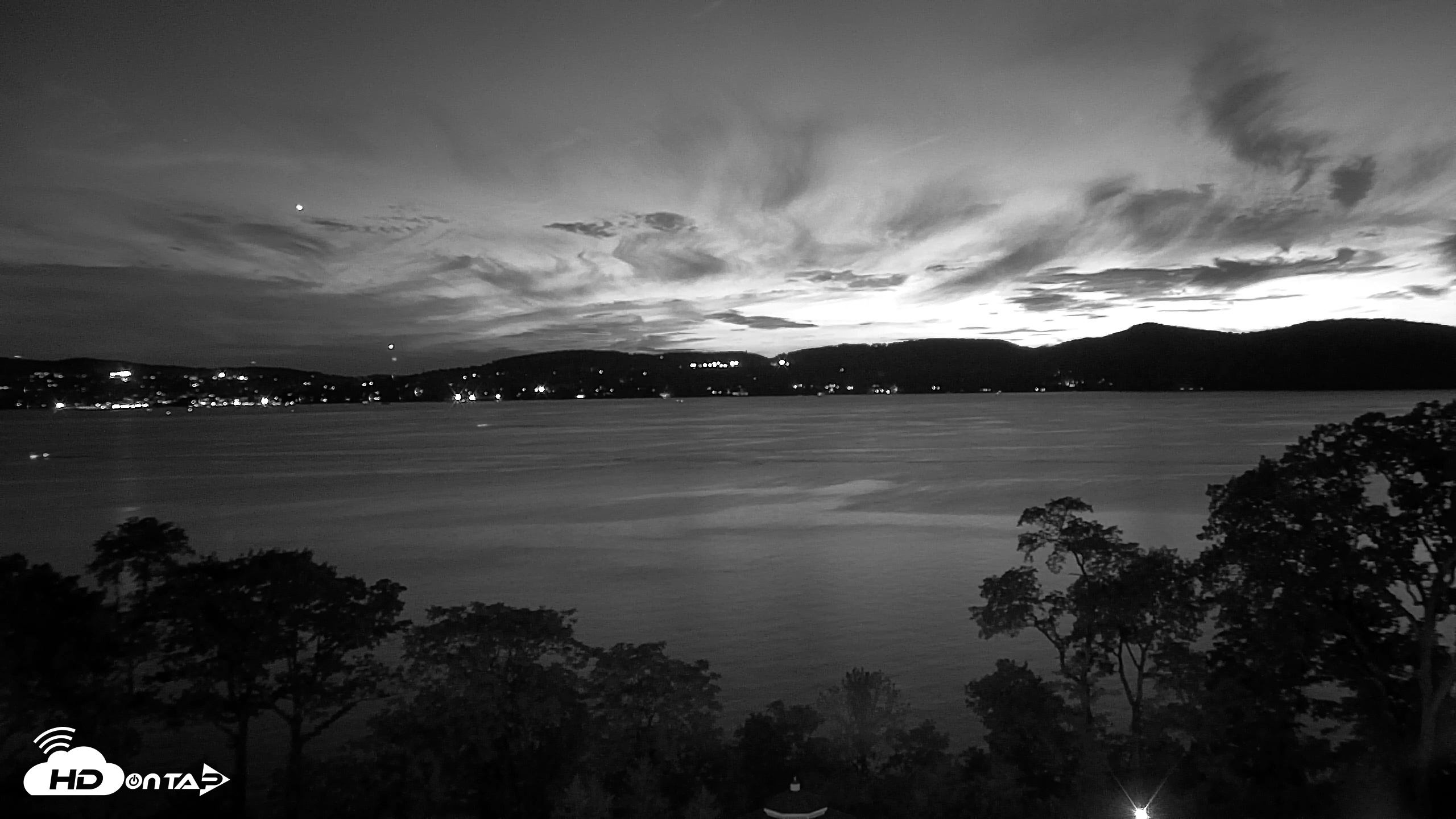 Snapshot of Hudson River Live Webcam taken Aug 26, 2026, 8:22pm EDT