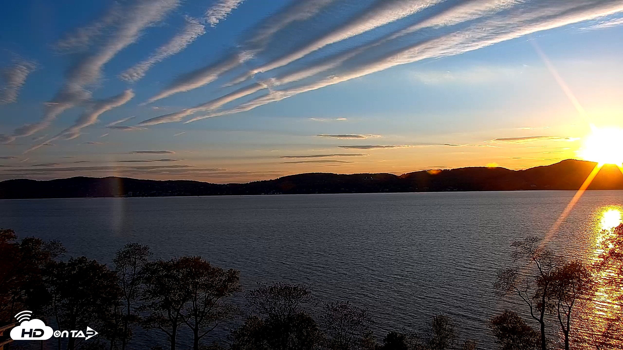 Snapshot of Hudson River Live Webcam taken May 7, 2026, 7:38pm EDT