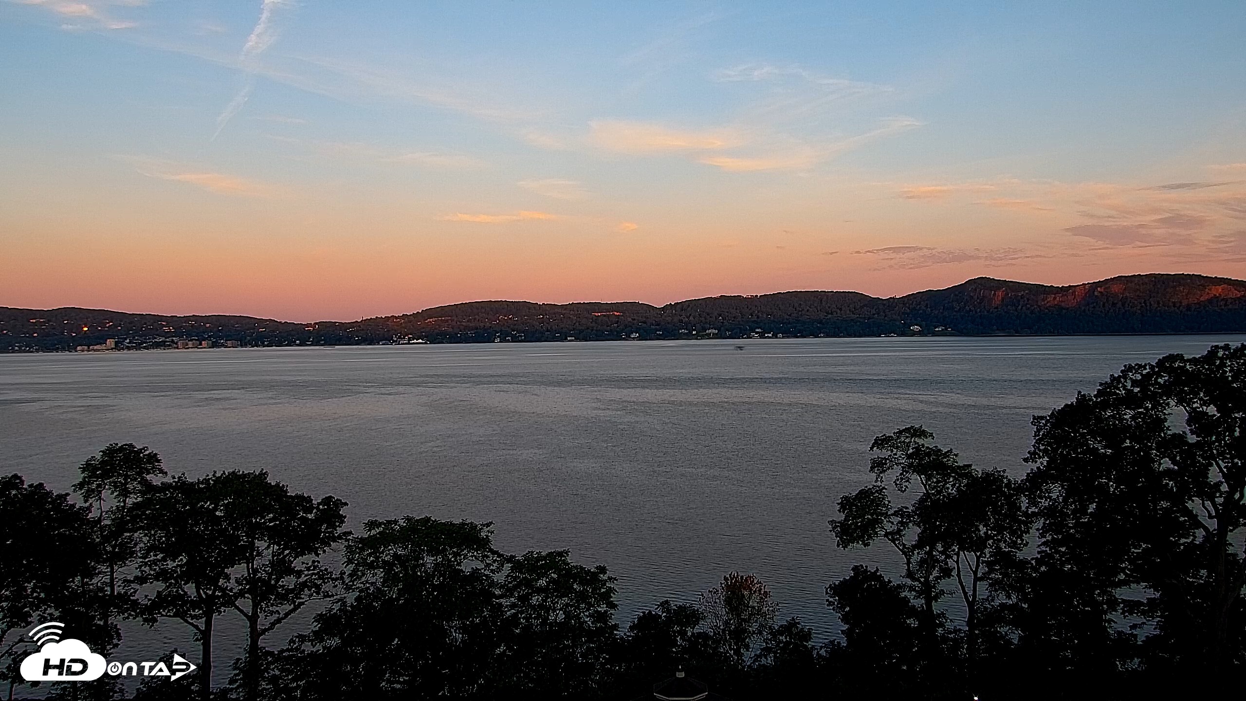 Snapshot of Hudson River Live Webcam taken Aug 26, 2026, 6:25am EDT