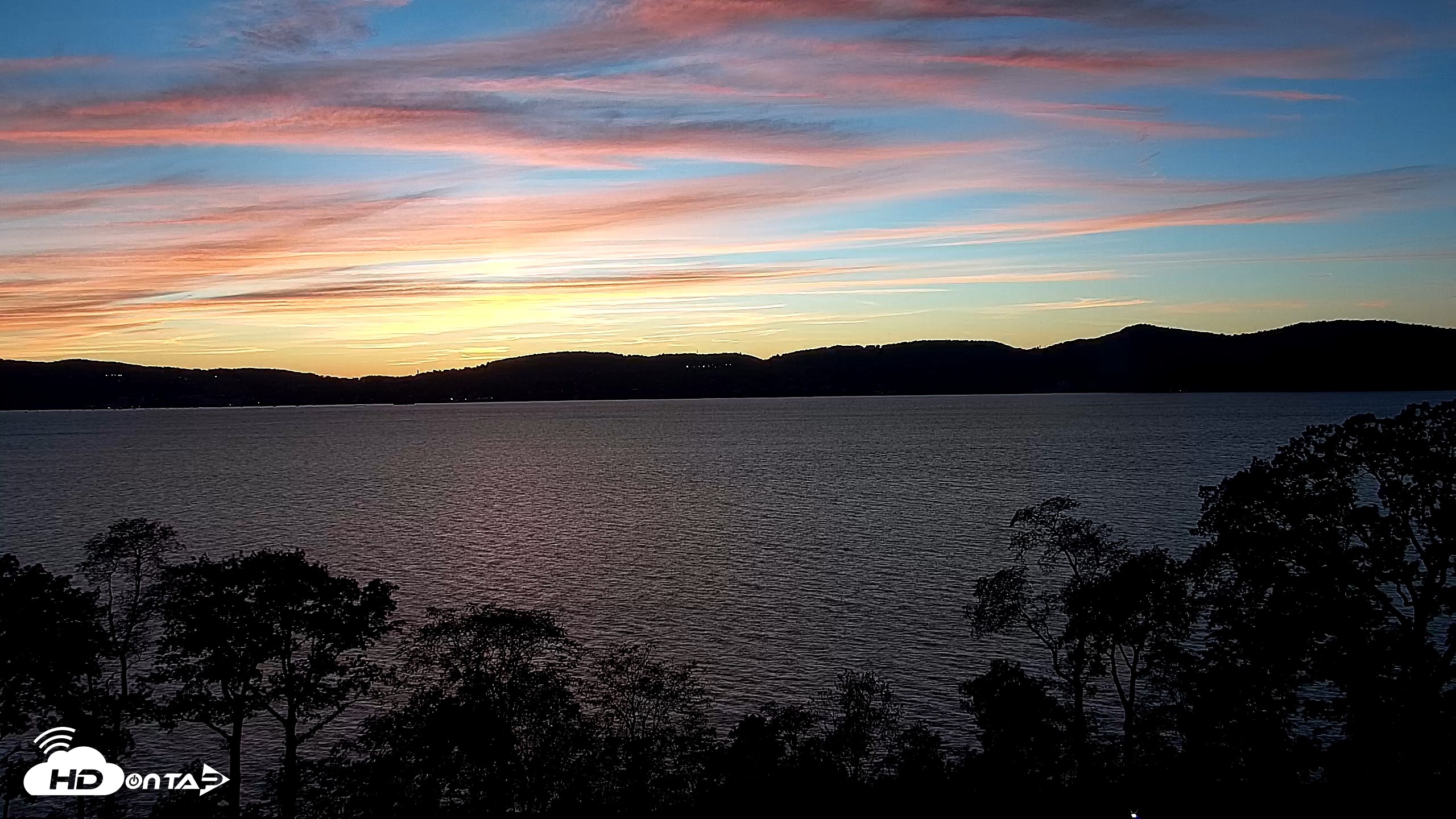 Snapshot of Hudson River Live Webcam taken Oct 21, 2026, 6:18pm EDT