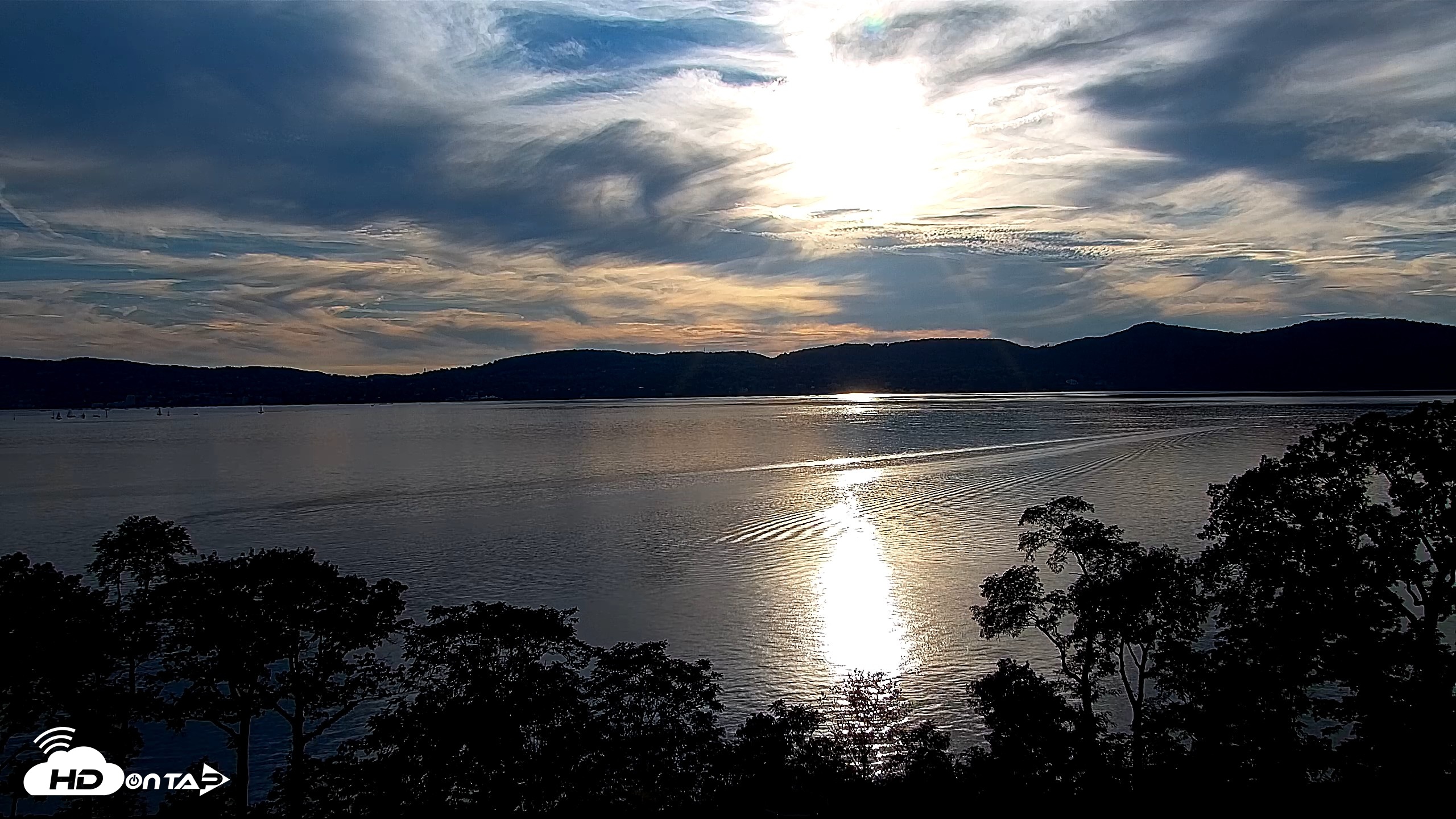 Snapshot of Hudson River Live Webcam taken Aug 26, 2026, 6:34pm EDT