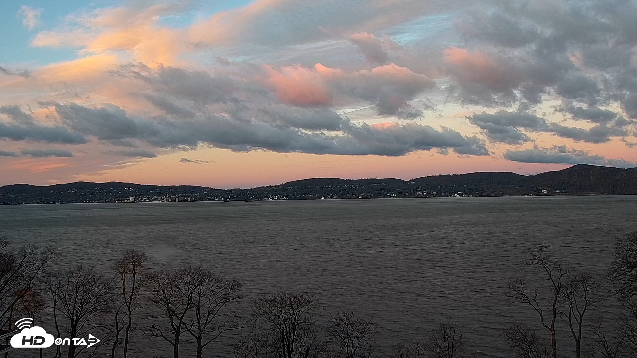 Snapshot of Hudson River Live Webcam taken Dec 11, 2025, 7:11am EST