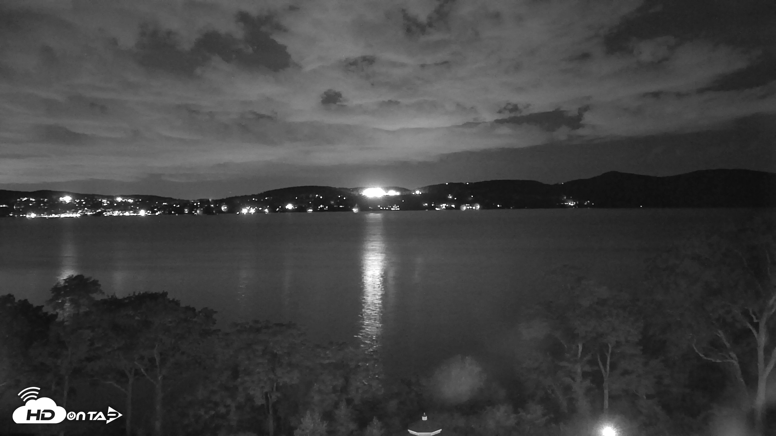 Snapshot of Hudson River Live Webcam taken Sep 18, 2026, 8:54pm EDT