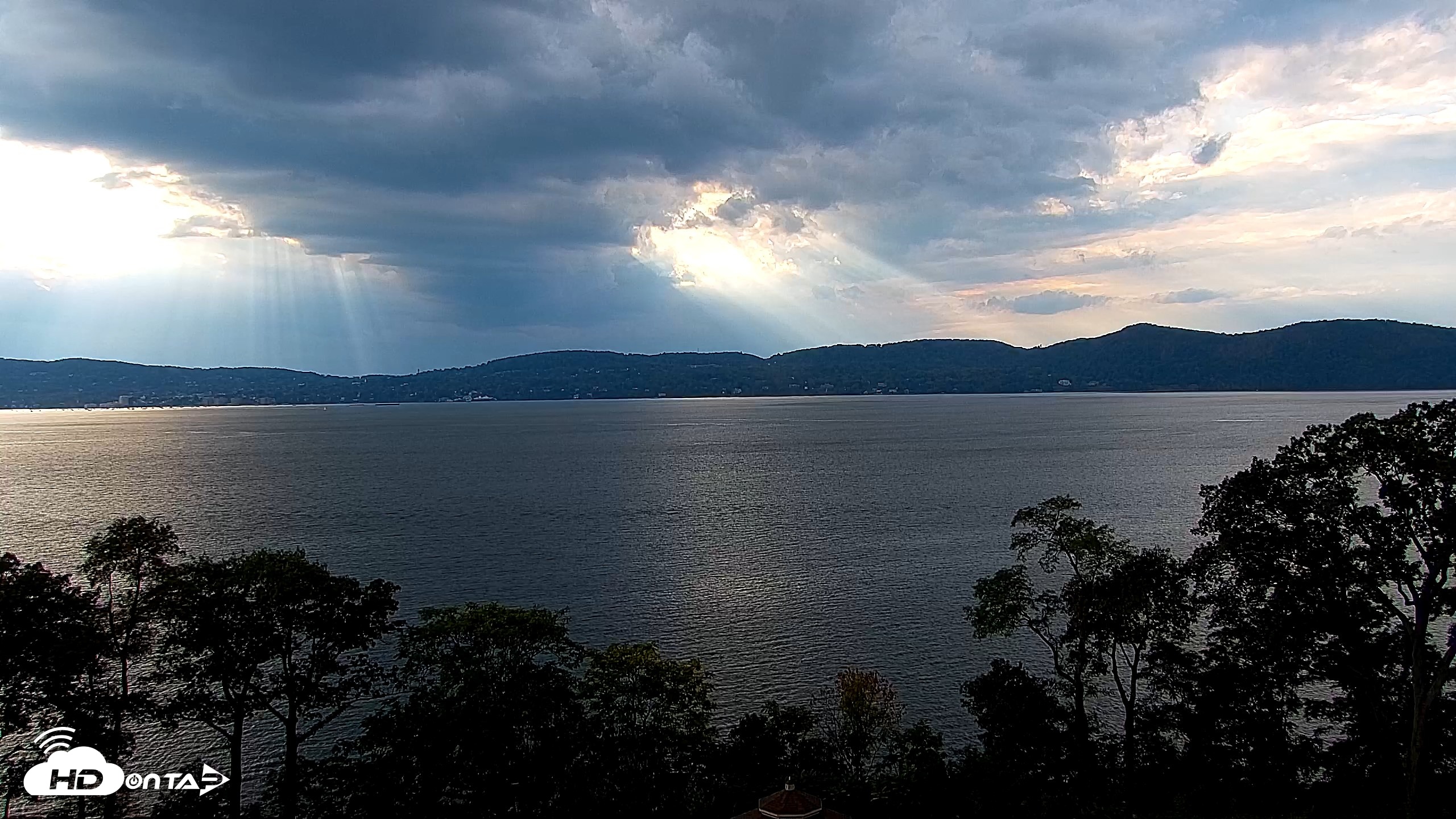Snapshot of Hudson River Live Webcam taken Oct 2, 2026, 4:54pm EDT