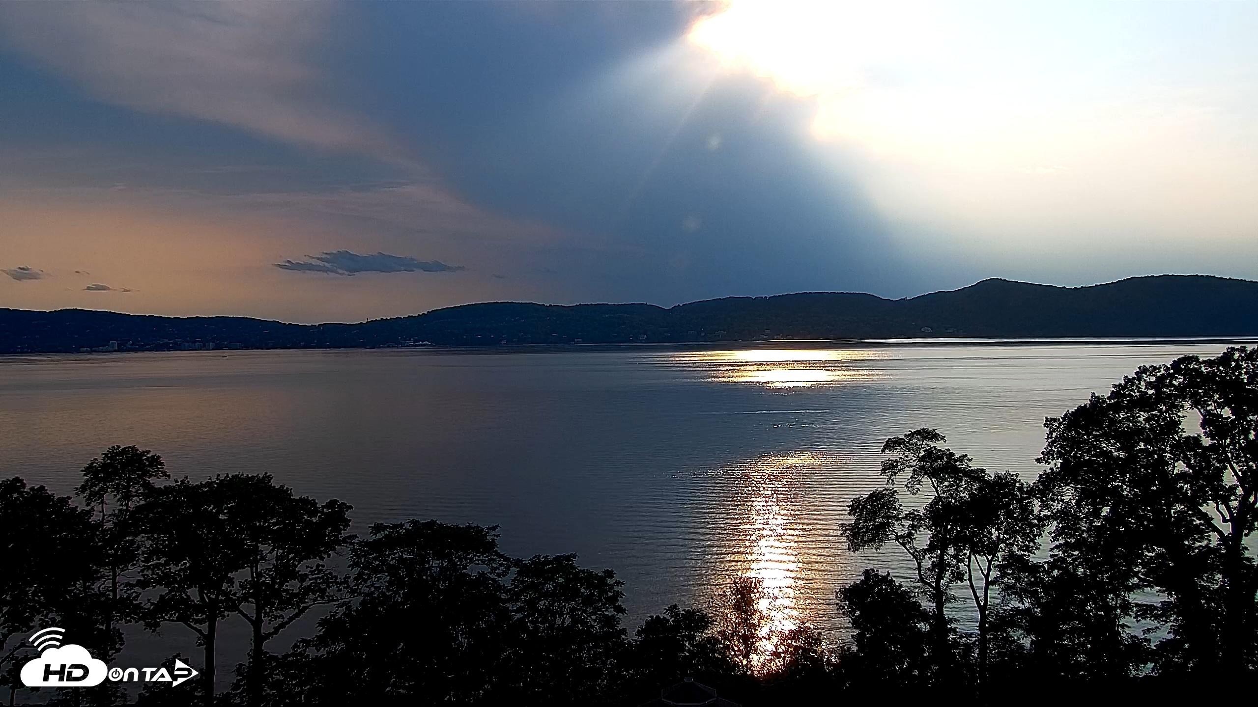 Snapshot of Hudson River Live Webcam taken Aug 12, 2026, 6:23pm EDT