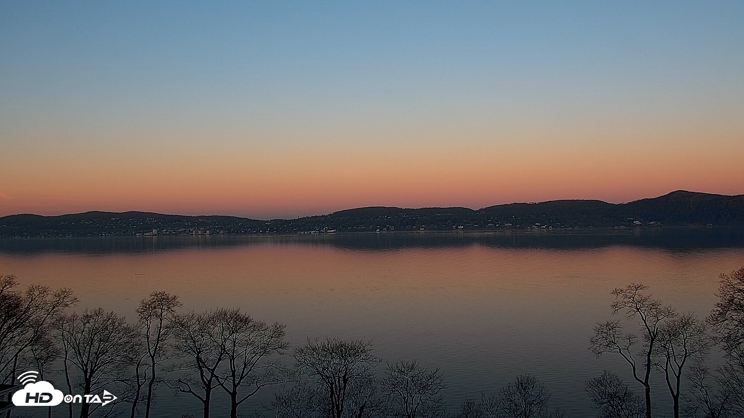 Snapshot of Hudson River Live Webcam taken Mar 10, 2026, 7:18am EDT