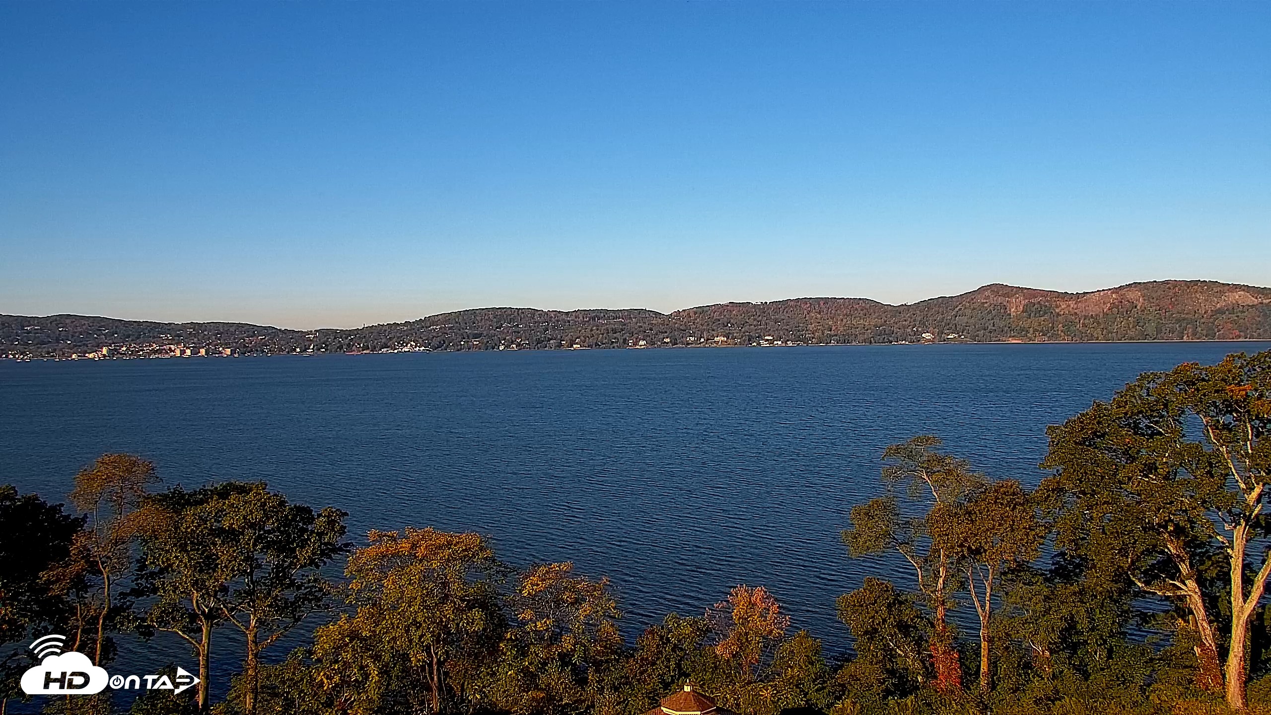 Snapshot of Hudson River Live Webcam taken Oct 19, 2026, 9:13am EDT