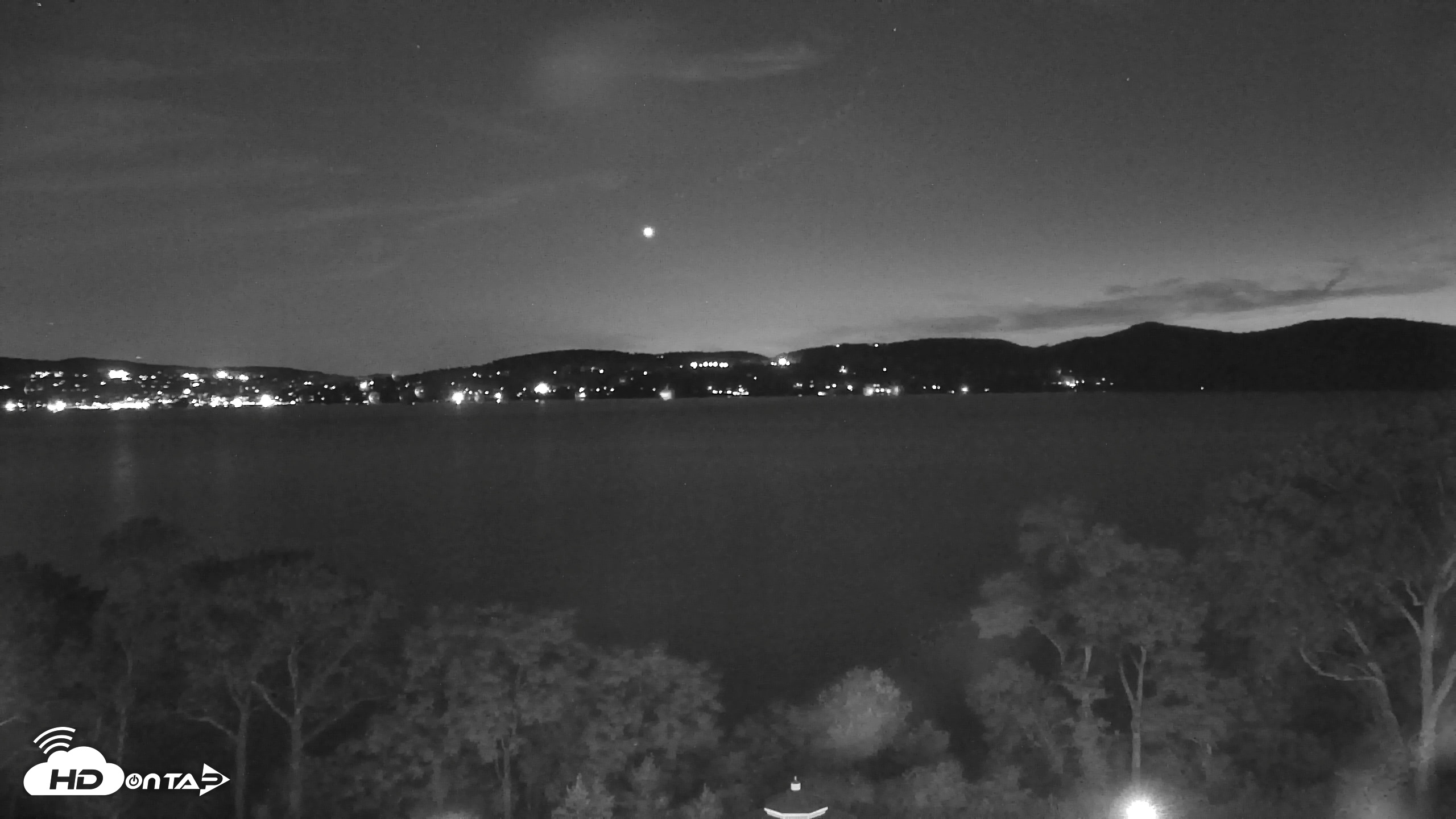 Snapshot of Hudson River Live Webcam taken Aug 4, 2026, 9:19pm EDT