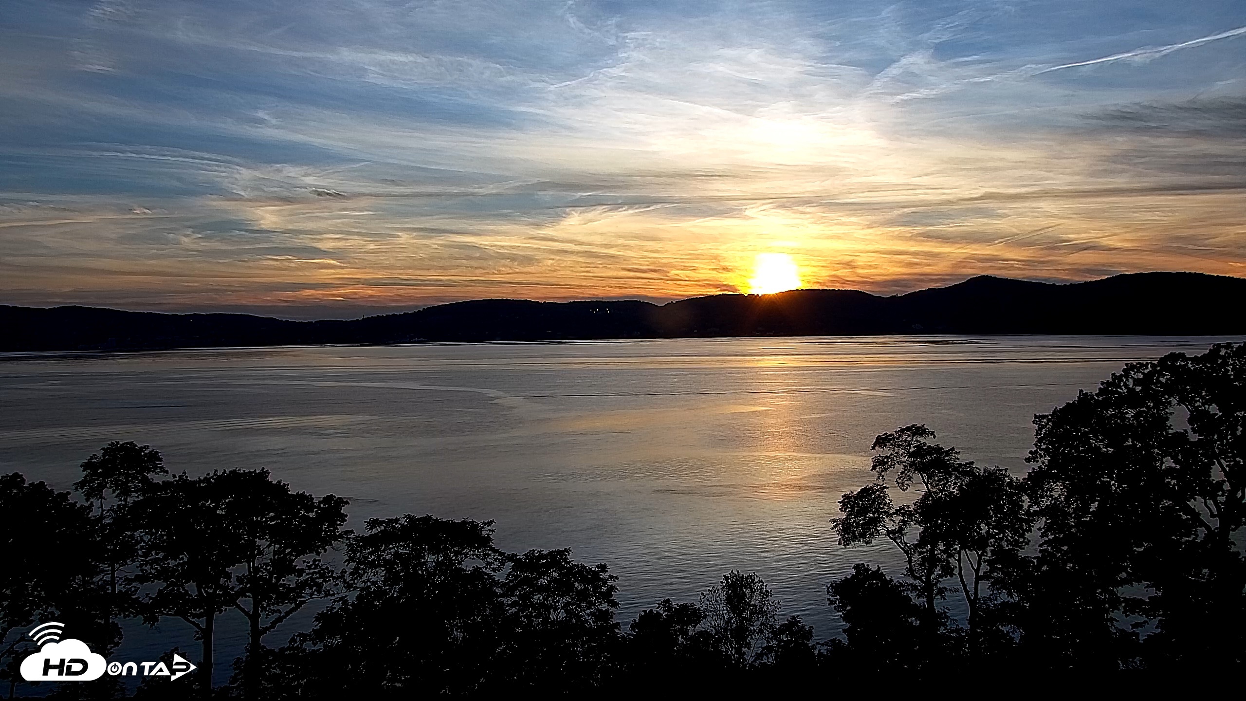 Snapshot of Hudson River Live Webcam taken Sep 8, 2026, 7:06pm EDT