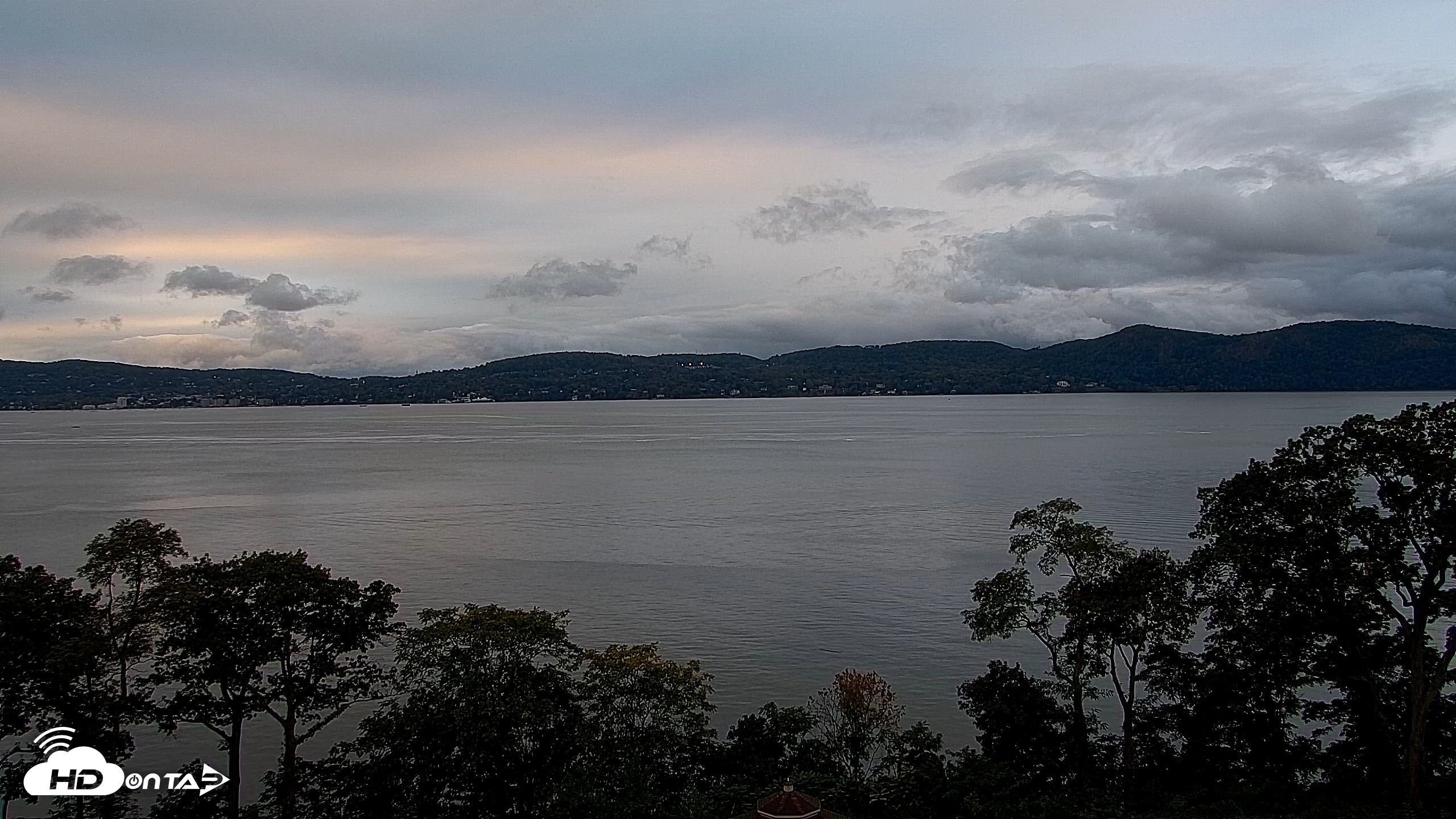 Snapshot of Hudson River Live Webcam taken Oct 4, 2026, 6:09pm EDT
