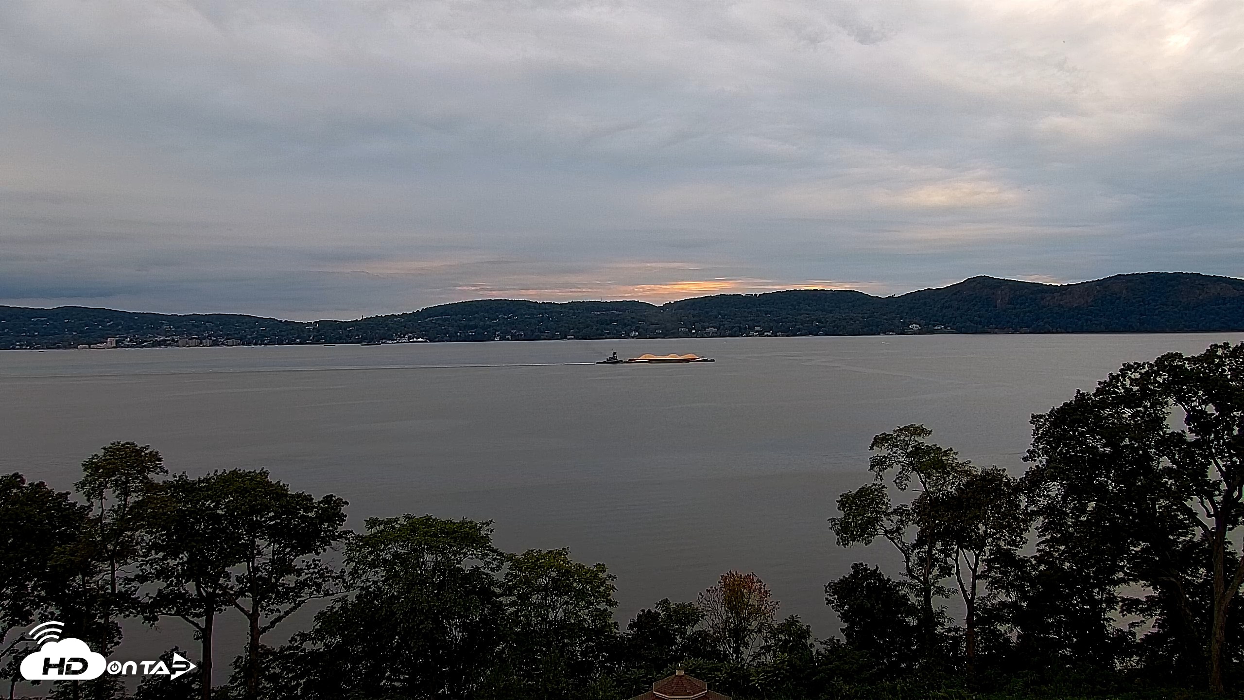 Snapshot of Hudson River Live Webcam taken Sep 19, 2026, 5:35pm EDT