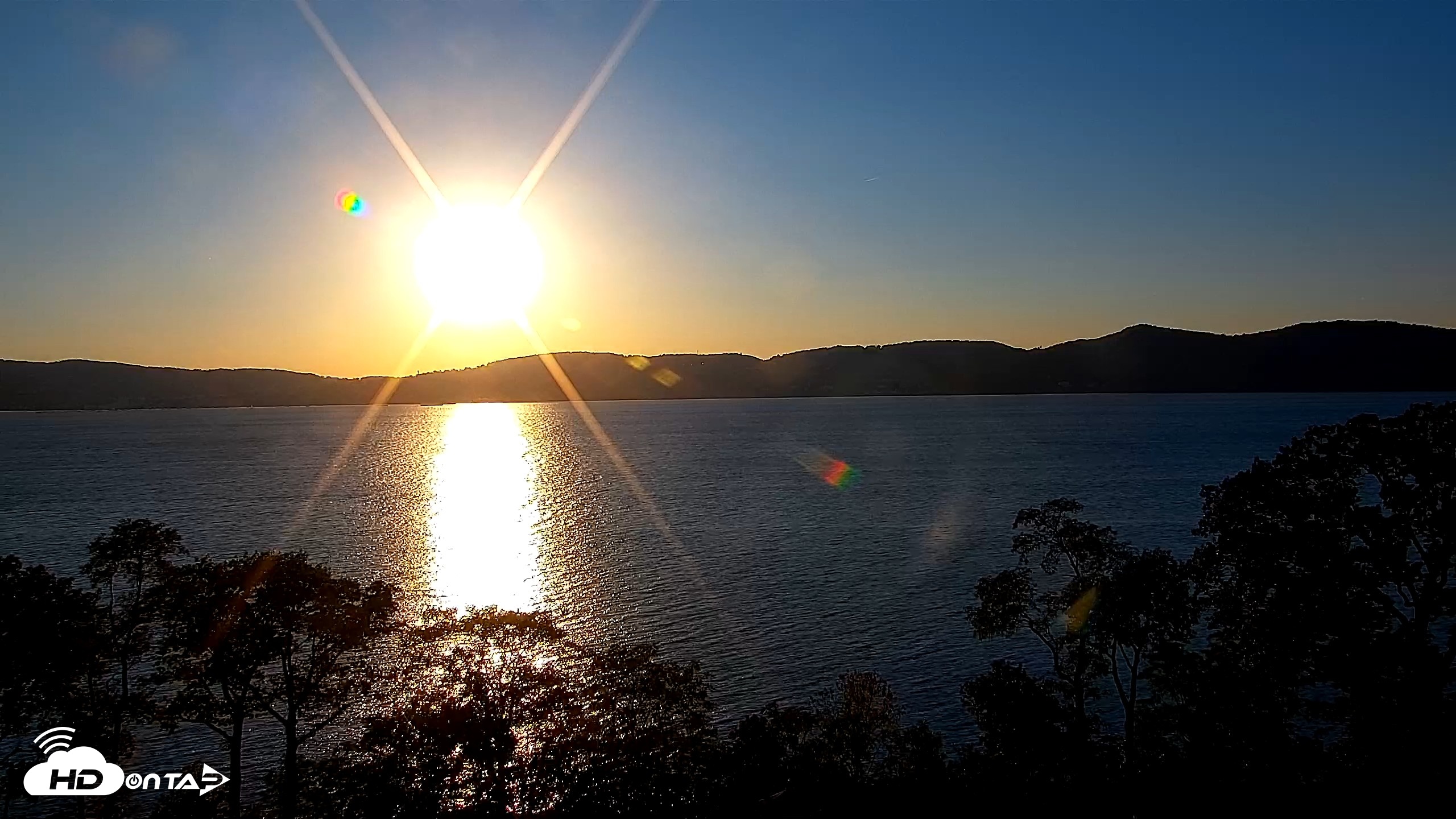 Snapshot of Hudson River Live Webcam taken Oct 7, 2026, 5:52pm EDT