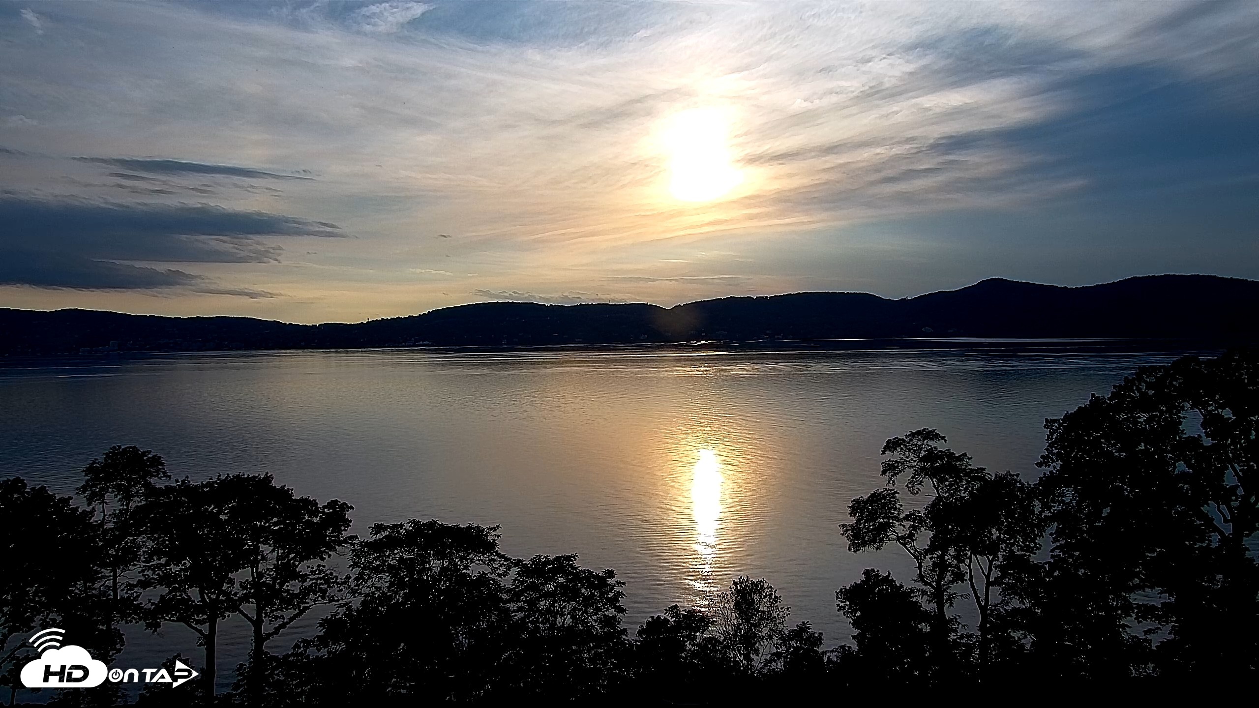 Snapshot of Hudson River Live Webcam taken Sep 3, 2026, 9:57pm EDT