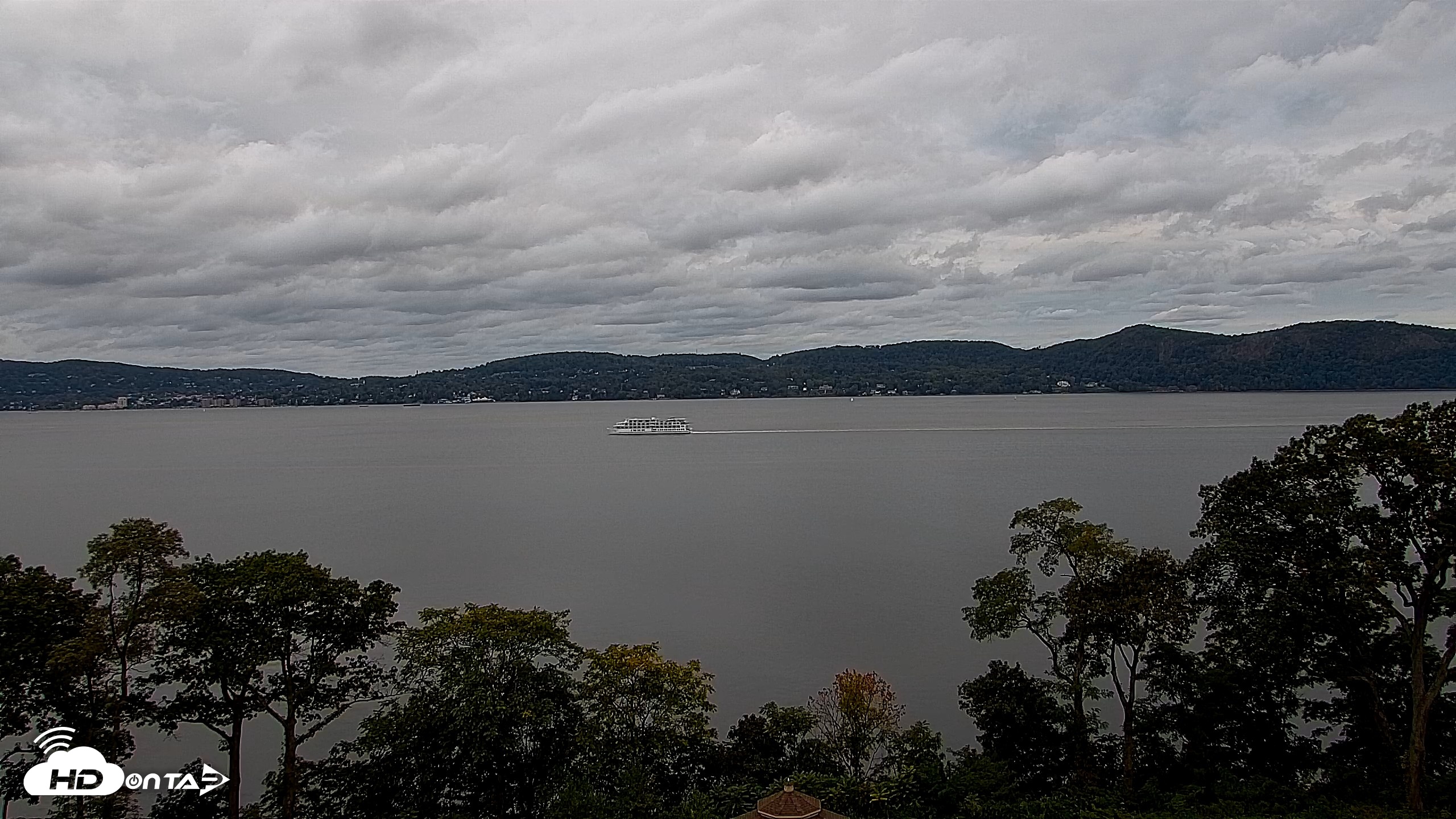 Snapshot of Hudson River Live Webcam taken Oct 4, 2026, 11:40am EDT