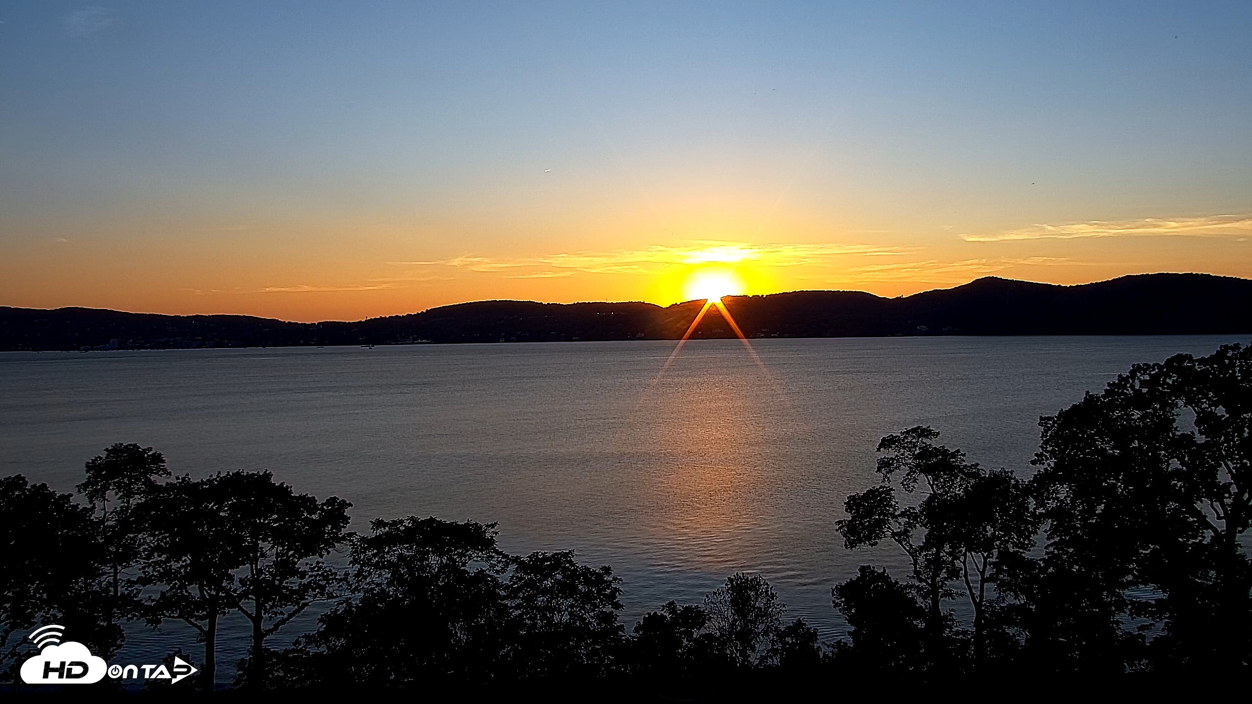 Snapshot of Hudson River Live Webcam taken Sep 15, 2026, 6:54pm EDT
