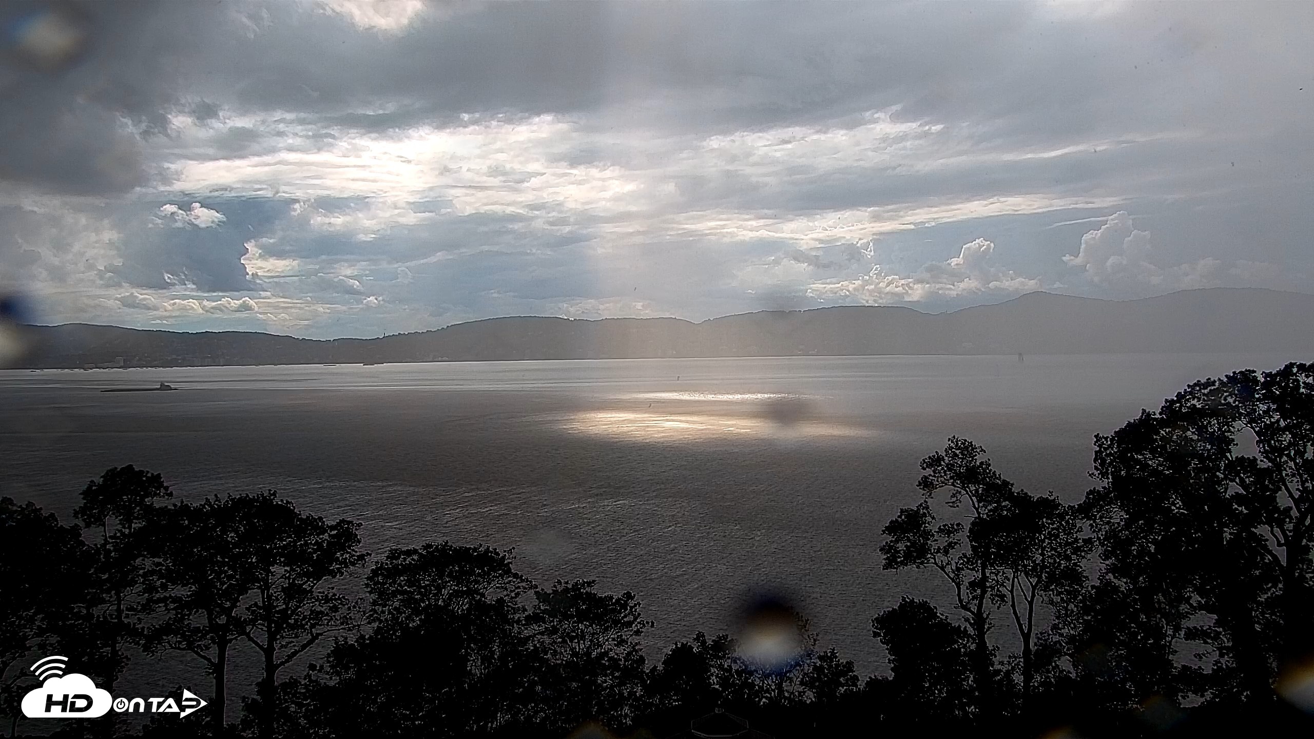 Snapshot of Hudson River Live Webcam taken Jul 29, 2026, 5:17pm EDT