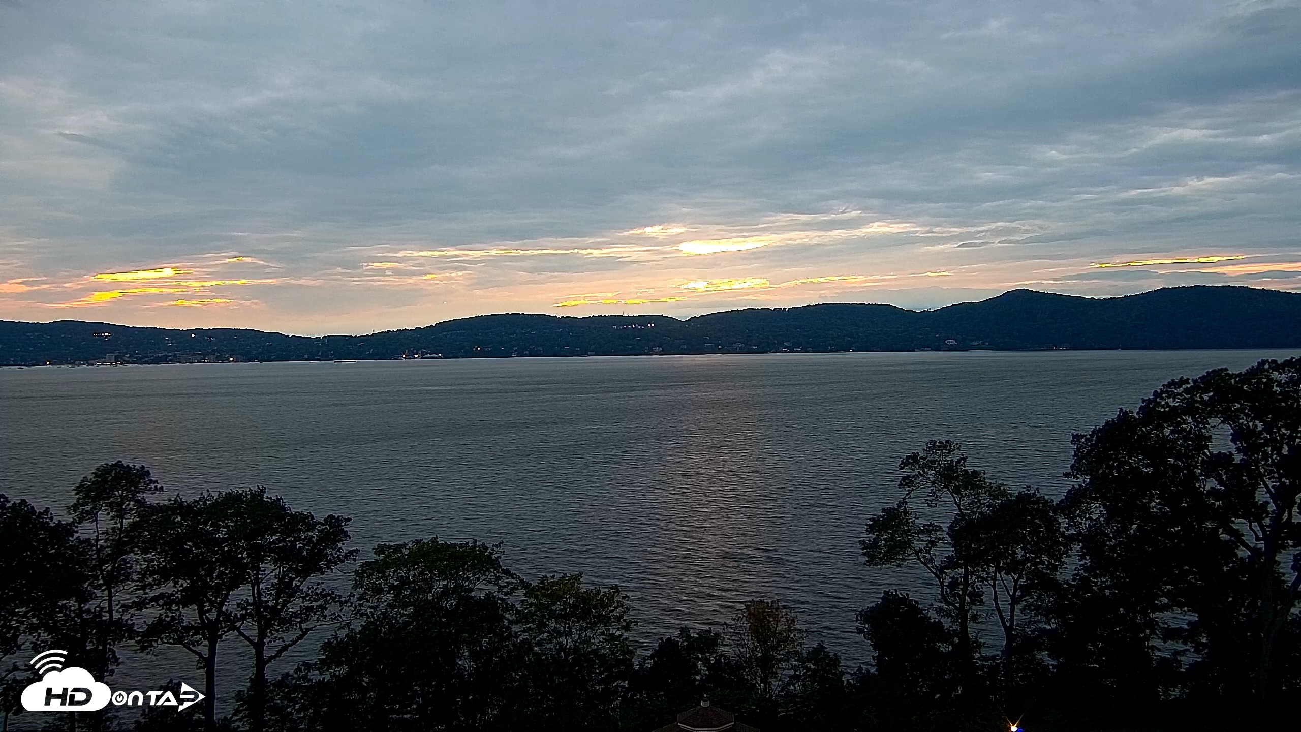 Snapshot of Hudson River Live Webcam taken Oct 2, 2026, 6:43pm EDT