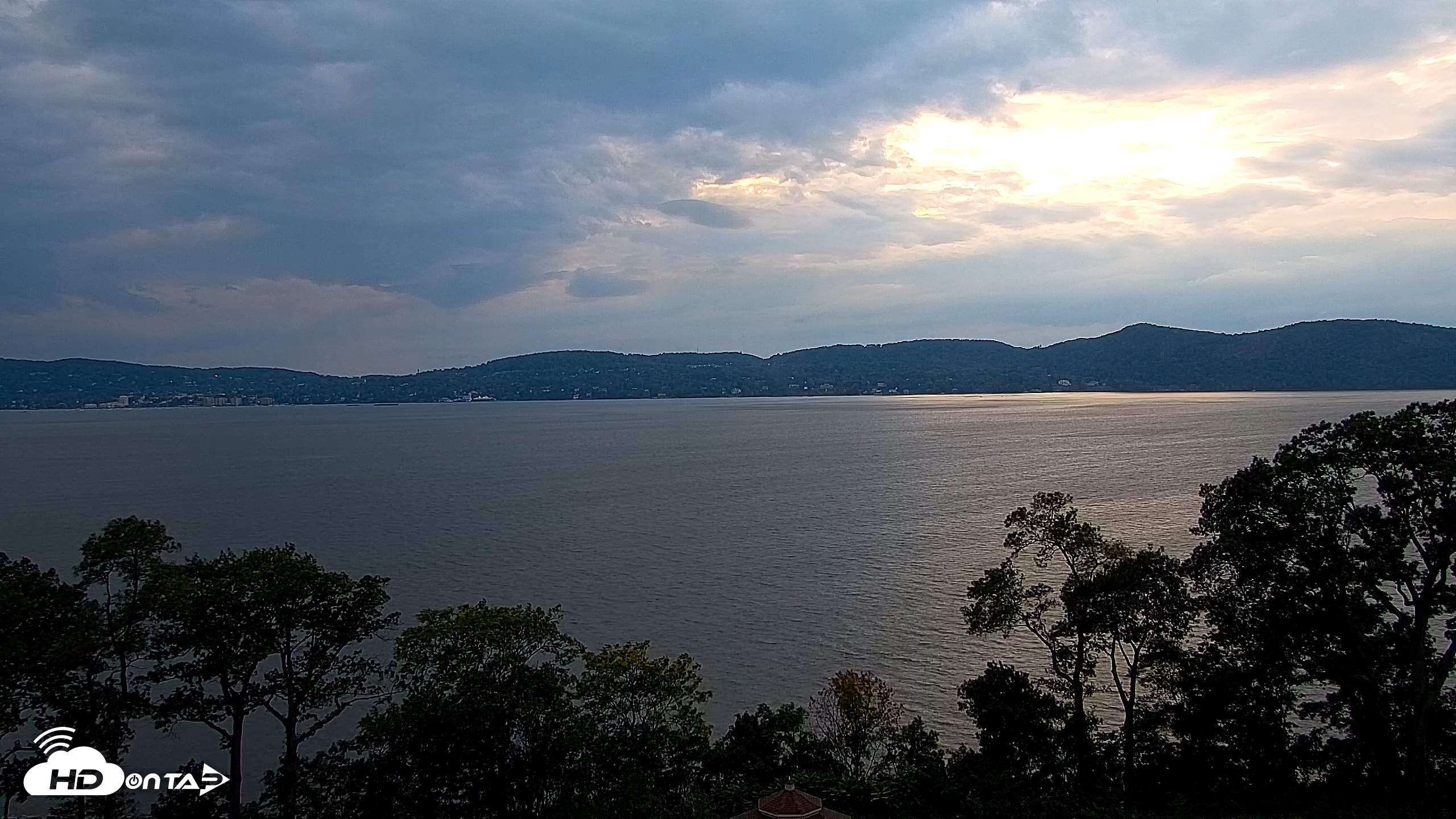 Snapshot of Hudson River Live Webcam taken Oct 2, 2026, 6:11pm EDT