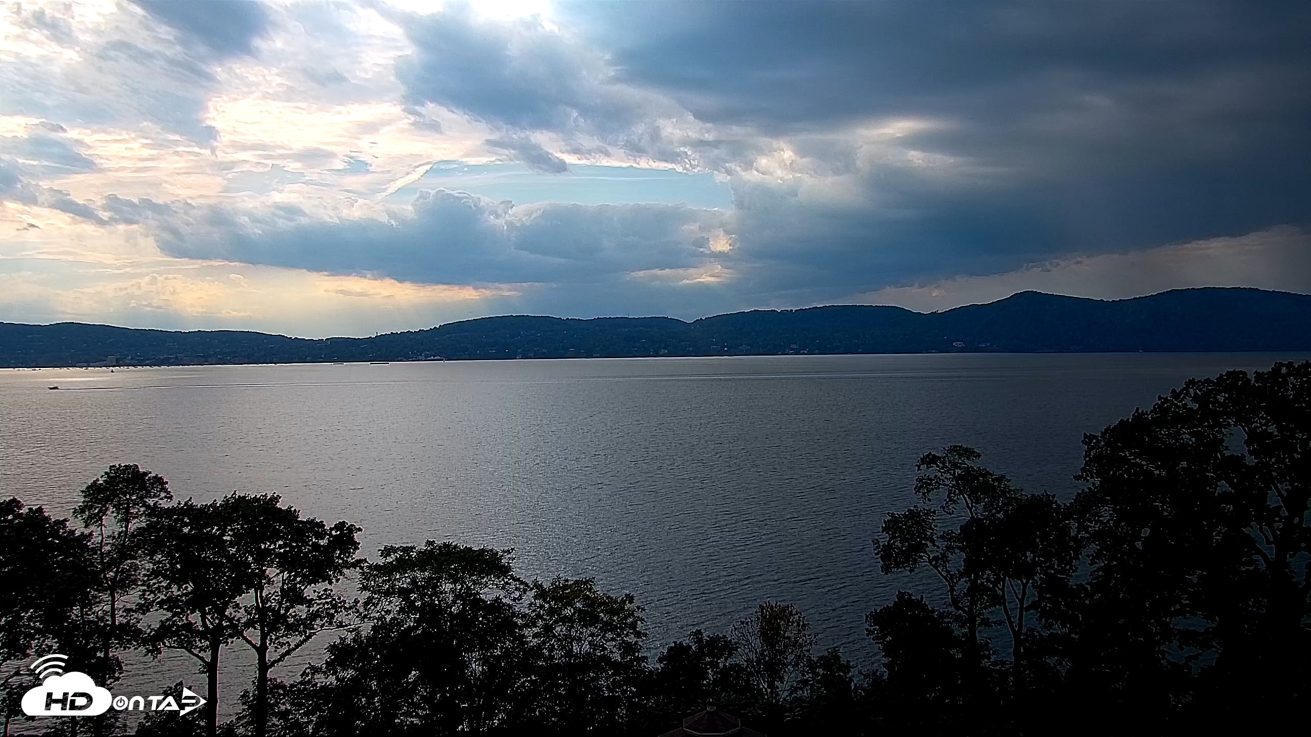 Snapshot of Hudson River Live Webcam taken Oct 2, 2026, 4:29pm EDT