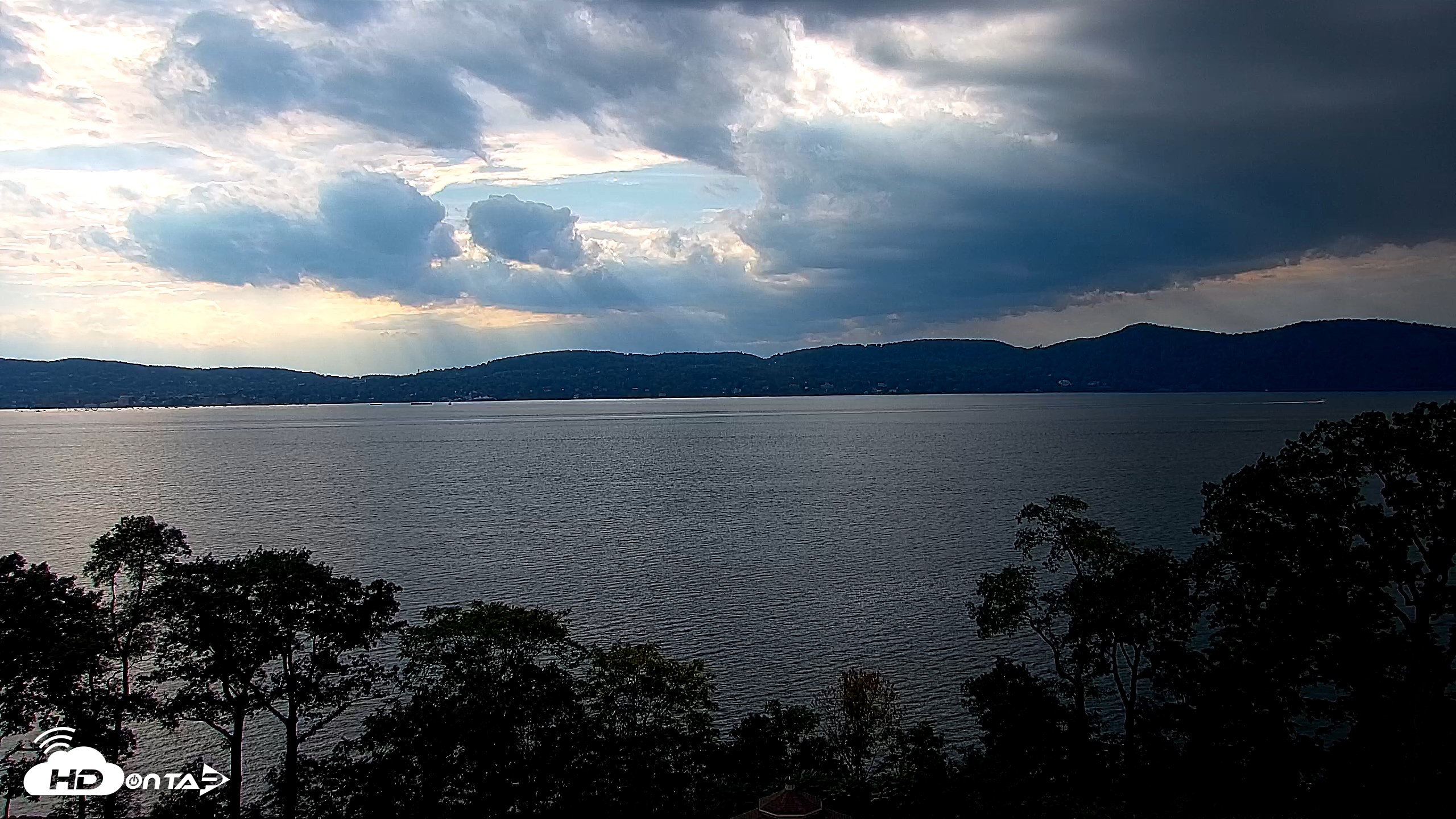 Snapshot of Hudson River Live Webcam taken Oct 2, 2026, 4:32pm EDT