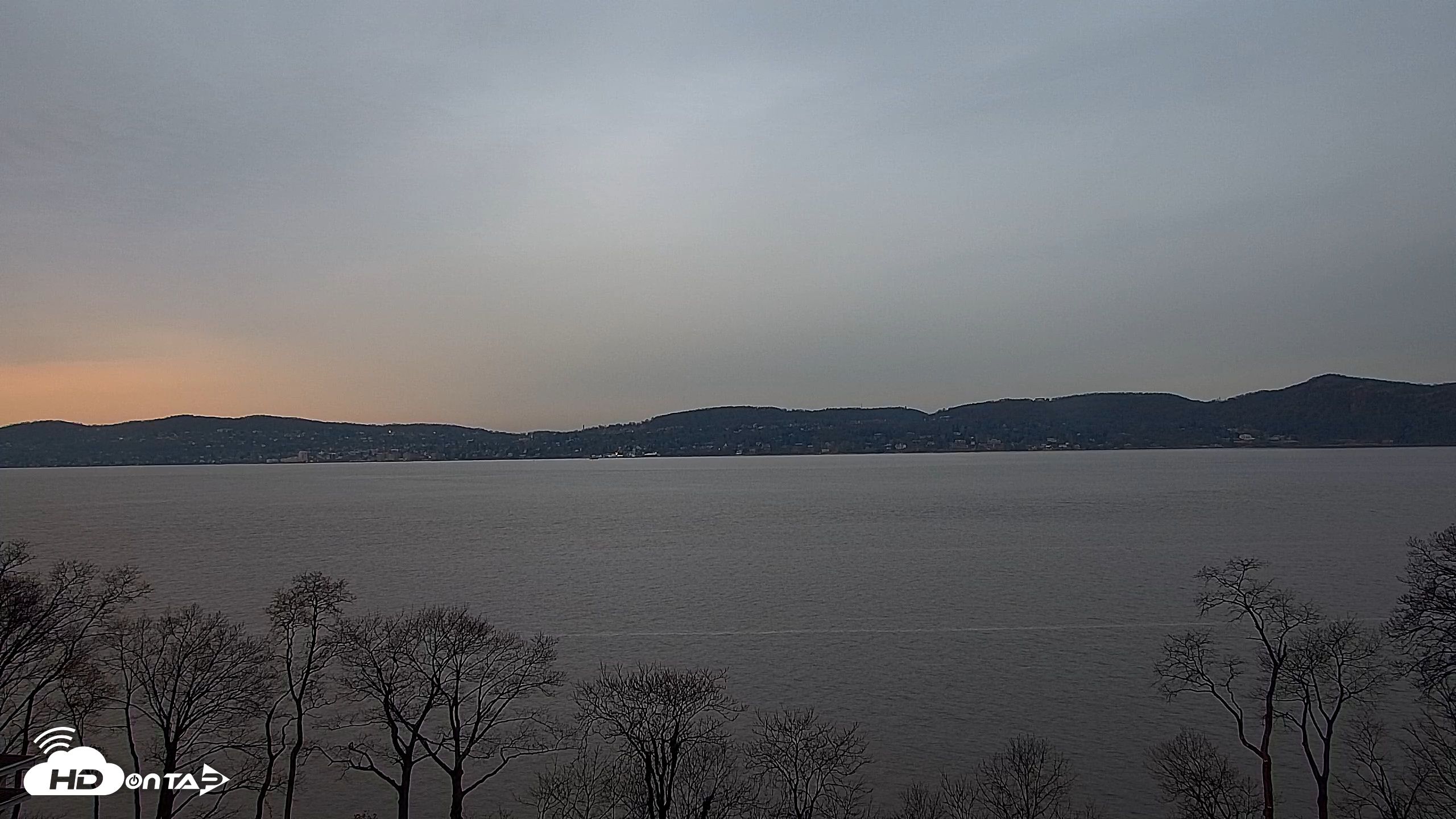 Snapshot of Hudson River Live Webcam taken Jan 17, 2026, 7:28am EST