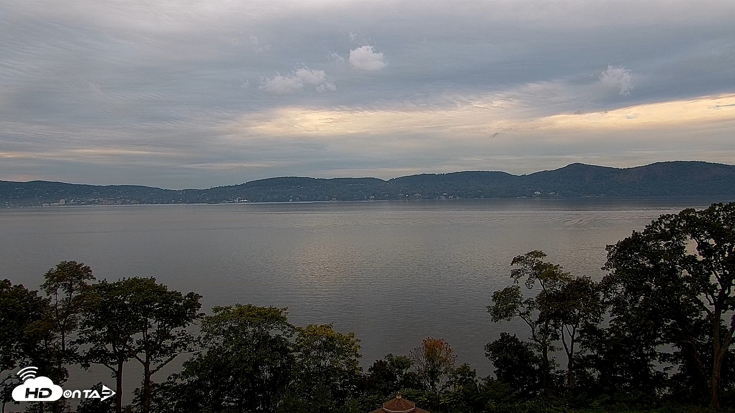 Snapshot of Hudson River Live Webcam taken Oct 1, 2026, 3:18pm EDT