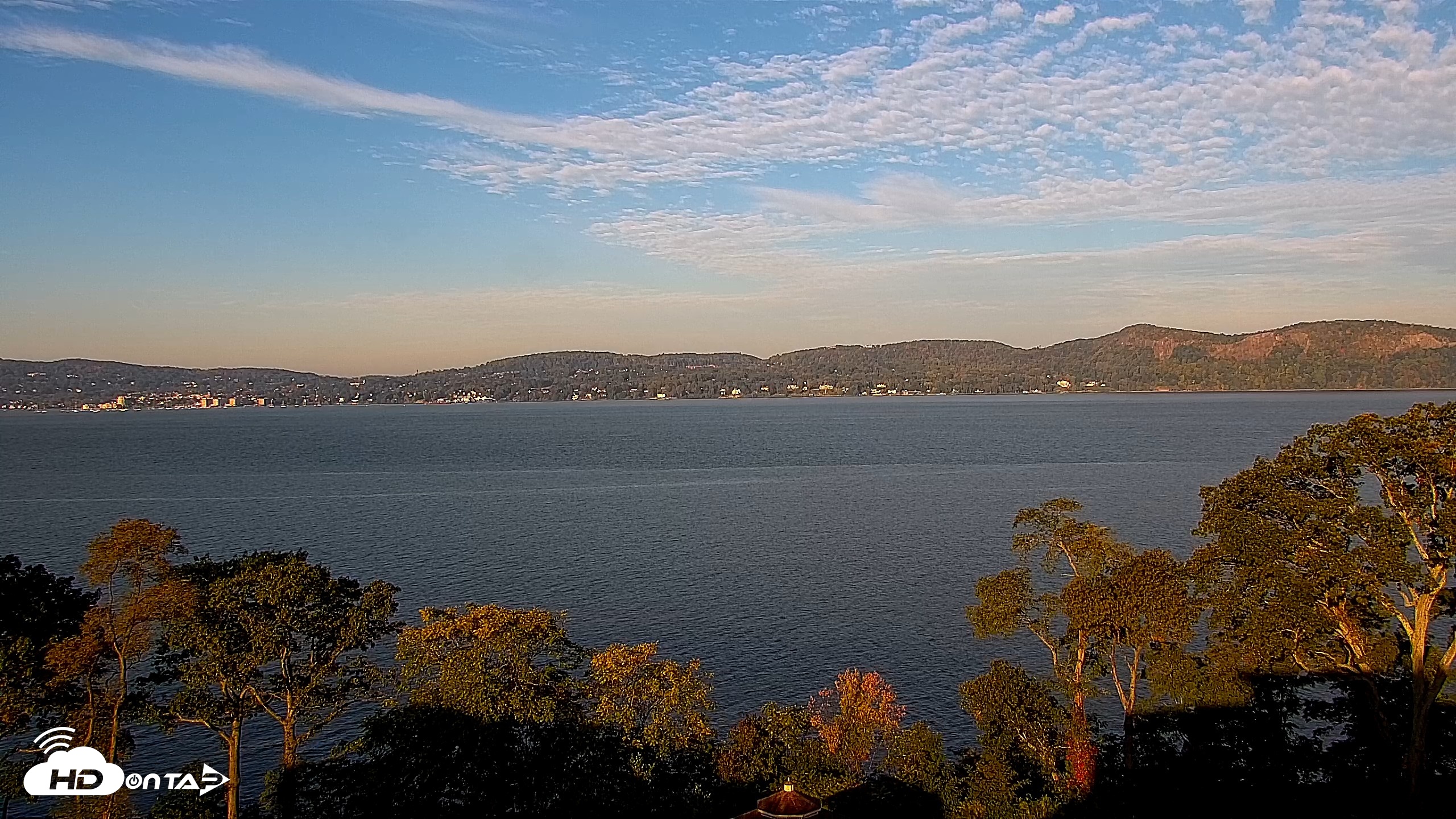 Snapshot of Hudson River Live Webcam taken Oct 14, 2026, 8:23am EDT