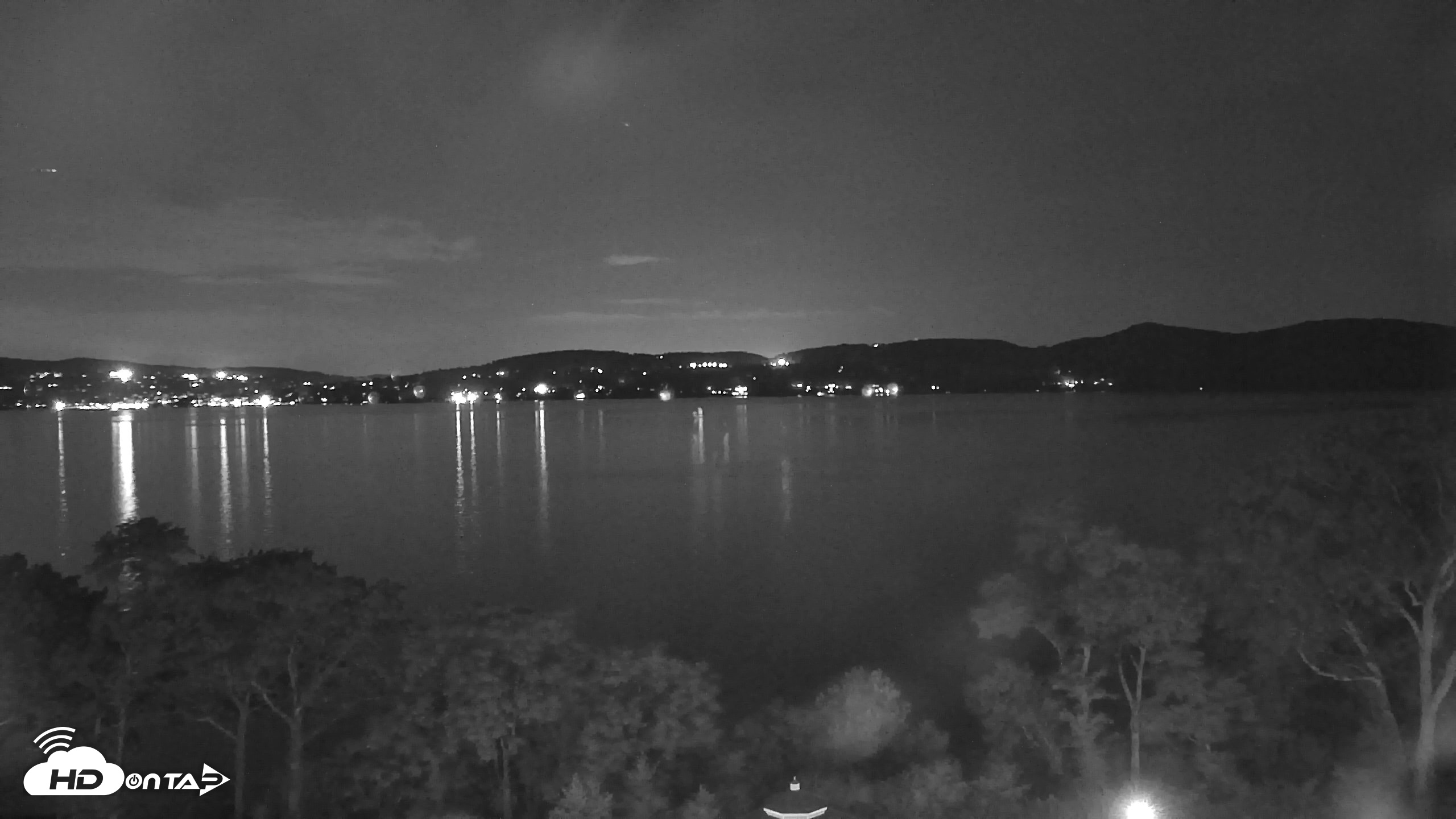 Snapshot of Hudson River Live Webcam taken Aug 22, 2026, 9:39am EDT