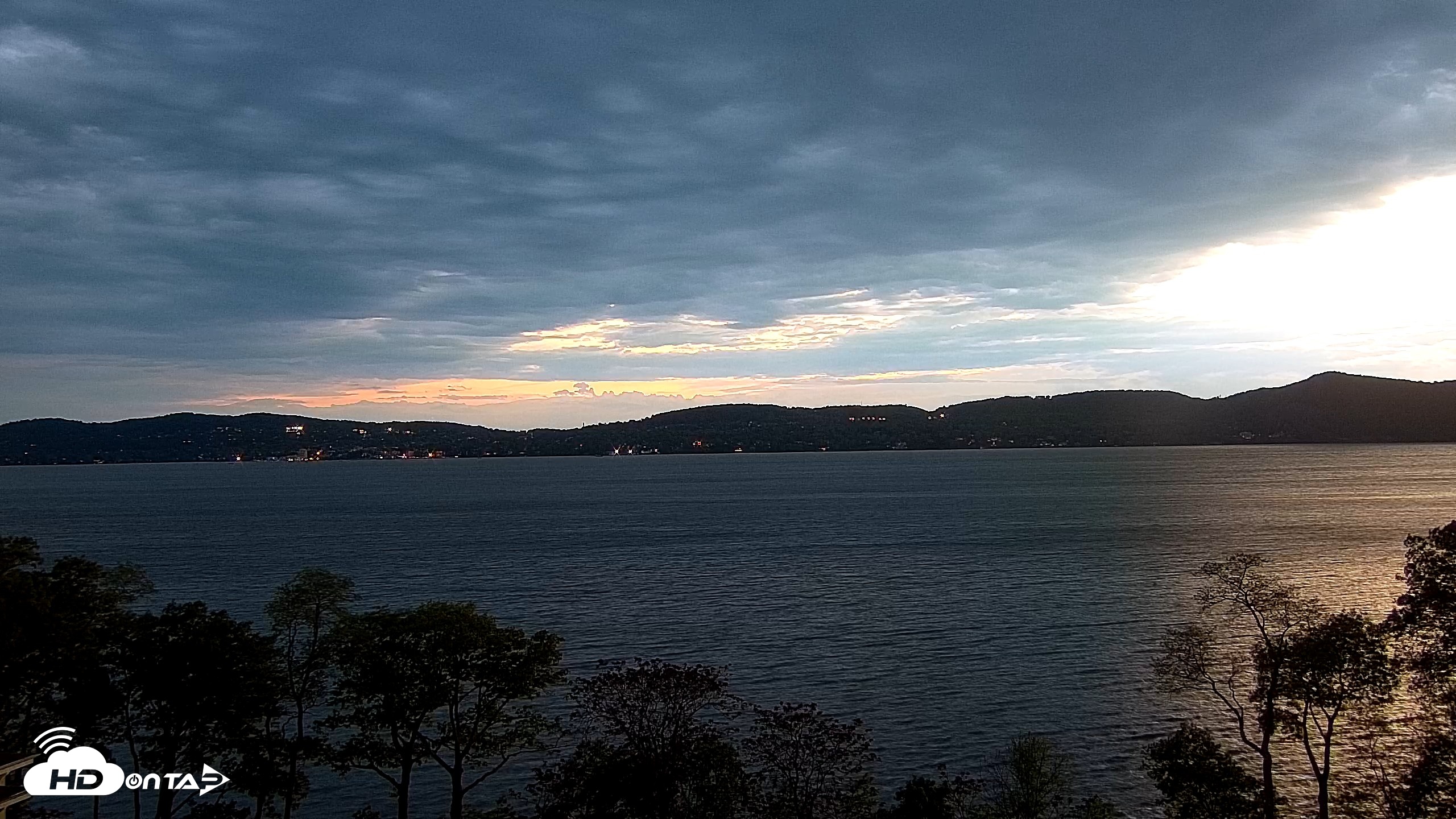 Snapshot of Hudson River Live Webcam taken May 13, 2026, 8:21pm EDT