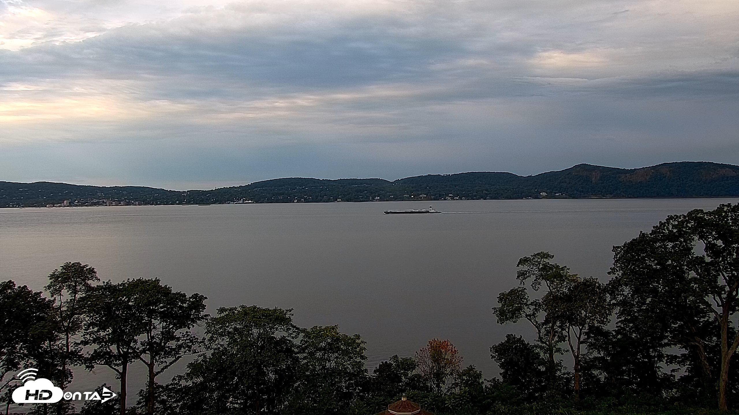 Snapshot of Hudson River Live Webcam taken Sep 16, 2026, 7:42am EDT