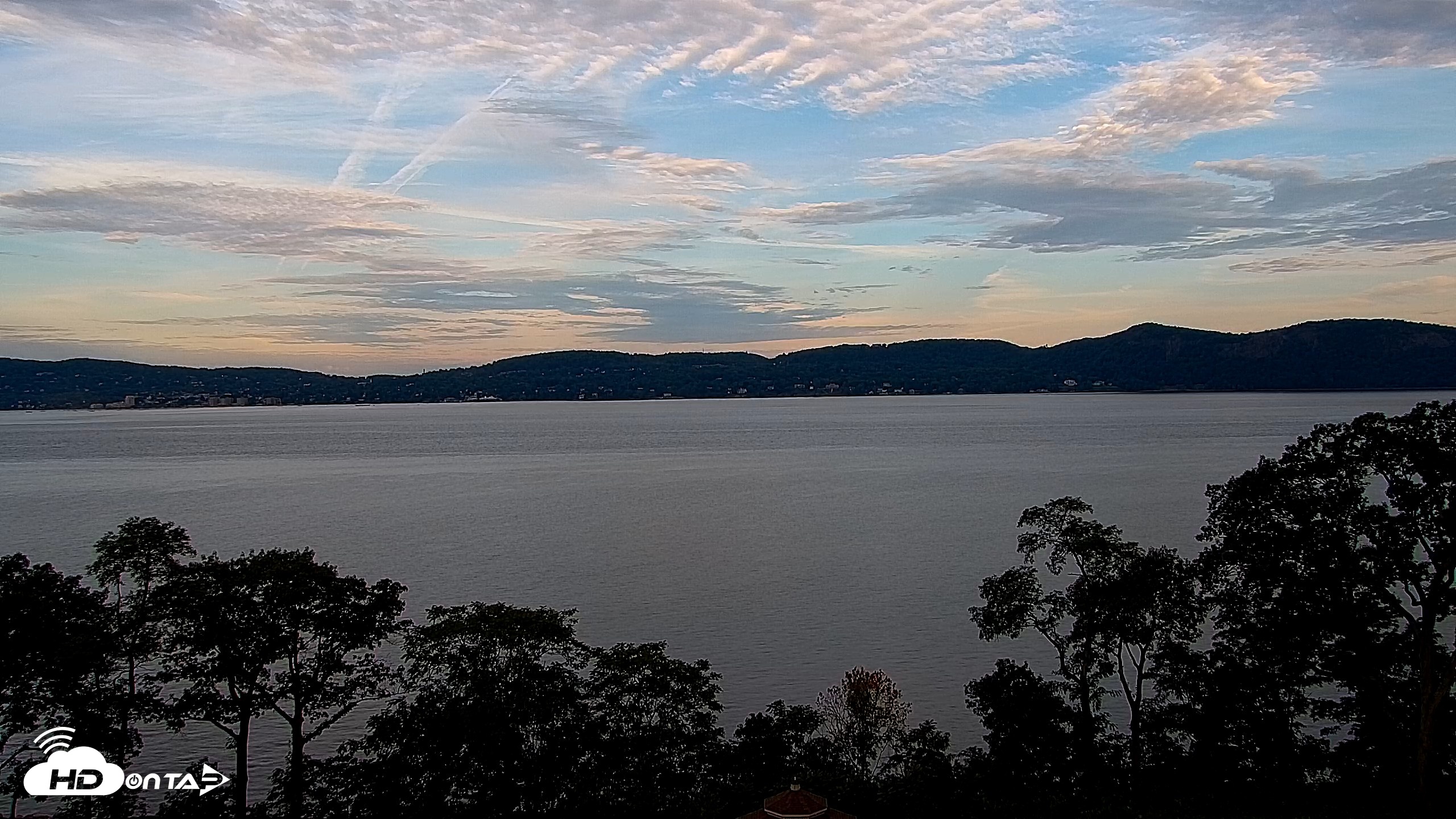 Snapshot of Hudson River Live Webcam taken Aug 30, 2026, 7:07am EDT