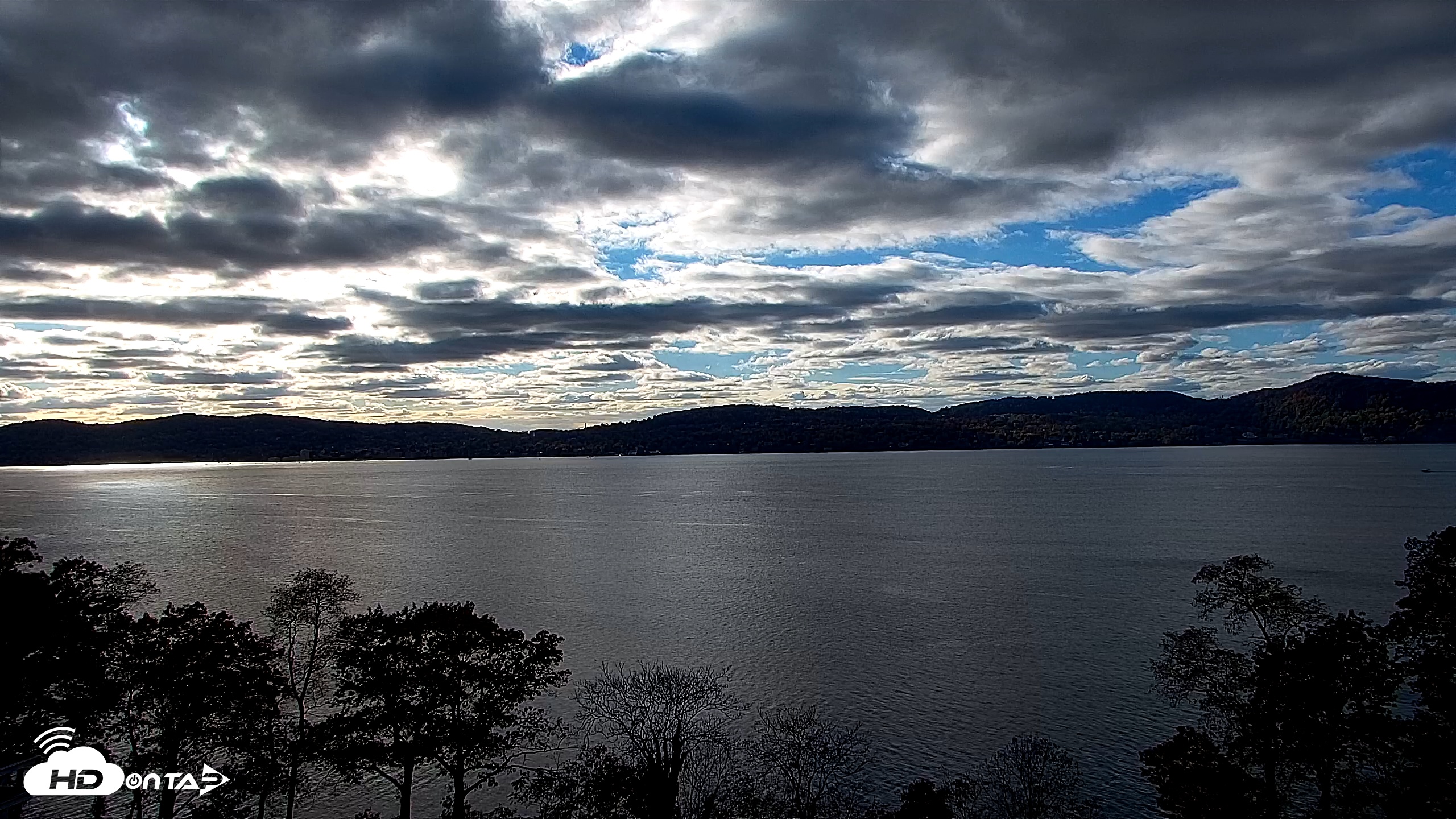 Snapshot of Hudson River Live Webcam taken Oct 29, 2025, 4:22pm EDT