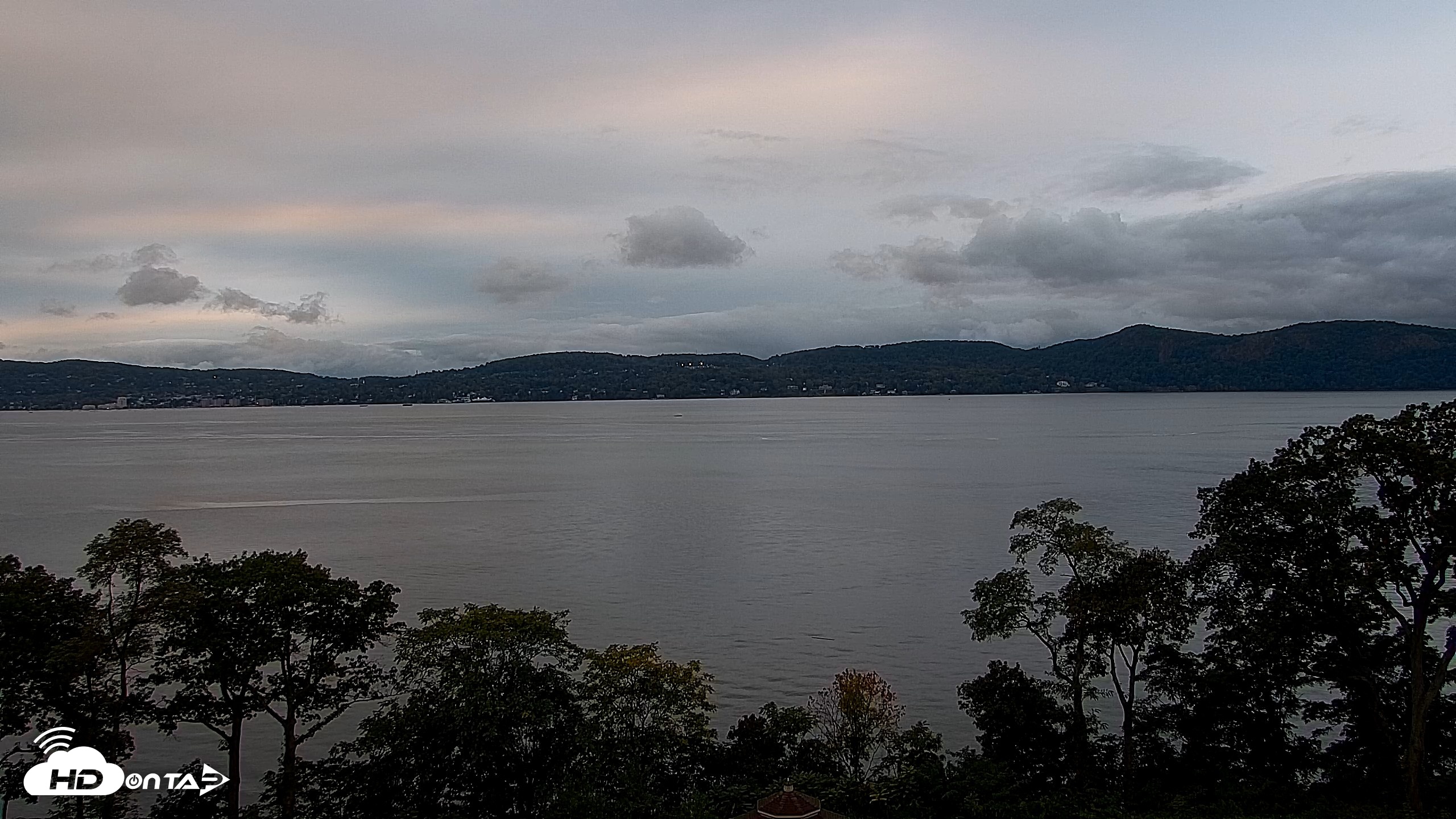 Snapshot of Hudson River Live Webcam taken Oct 4, 2026, 6:12pm EDT