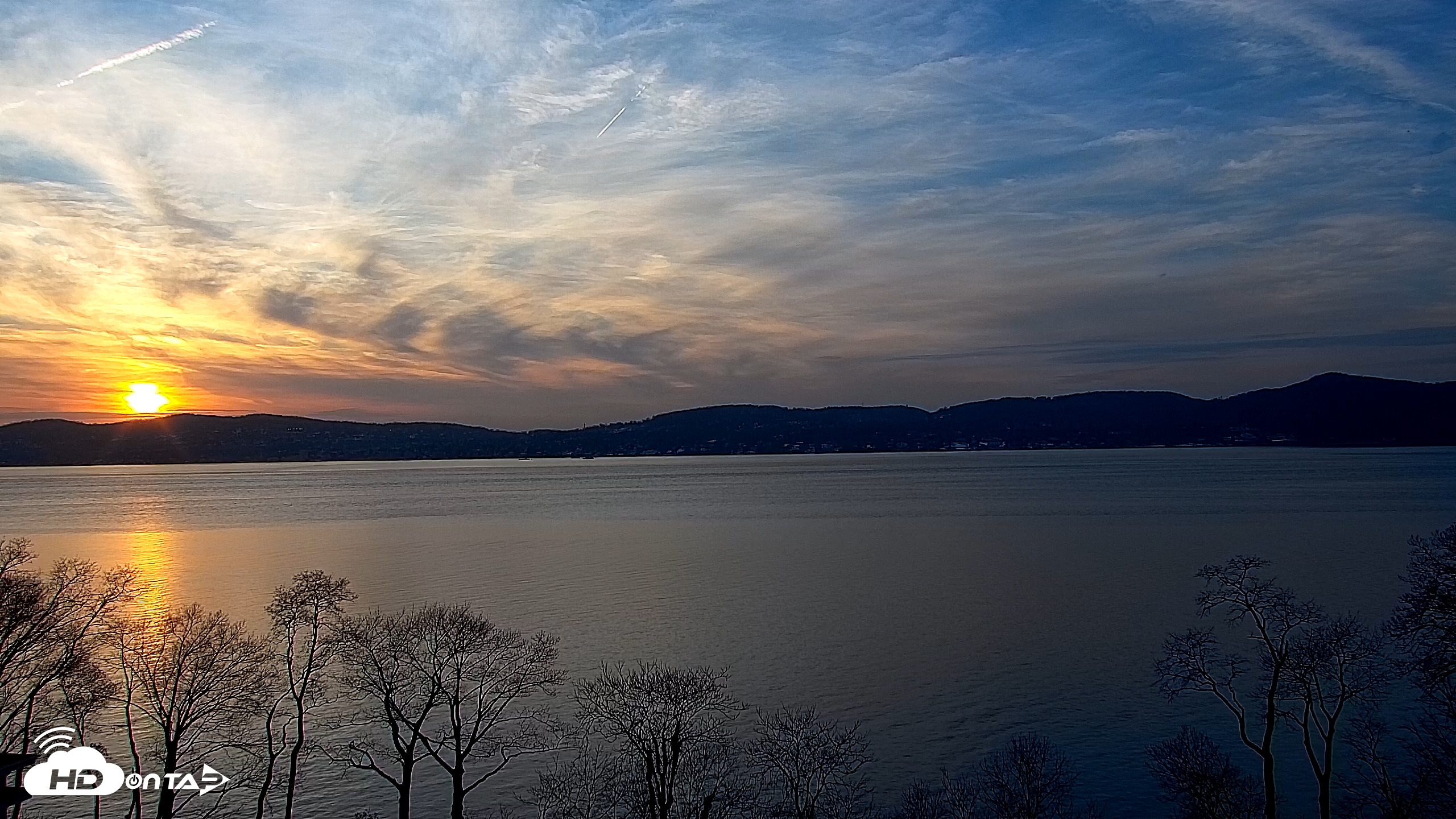 Snapshot of Hudson River Live Webcam taken Dec 18, 2025, 4:12pm EST