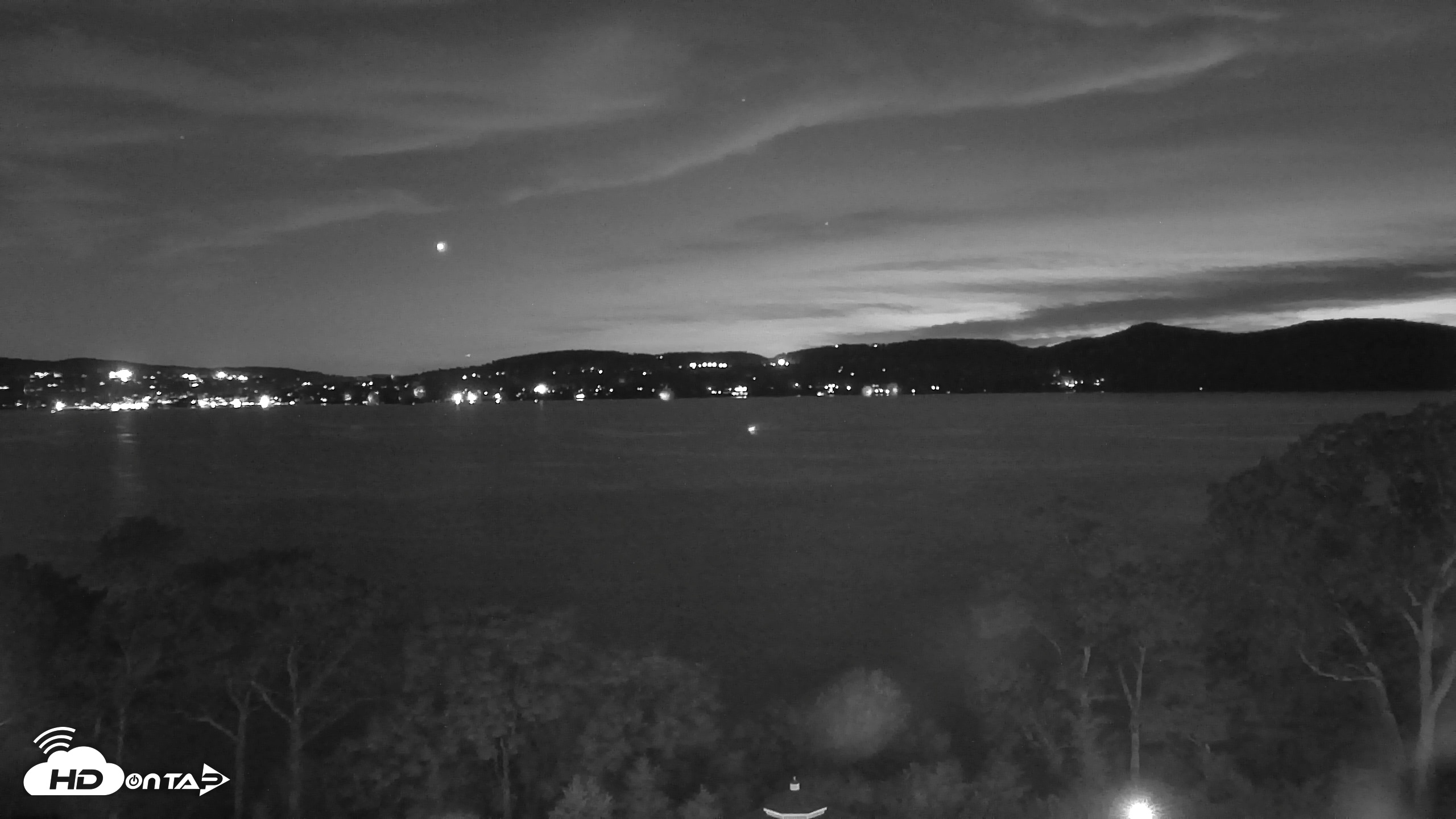 Snapshot of Hudson River Live Webcam taken Aug 19, 2026, 8:49pm EDT